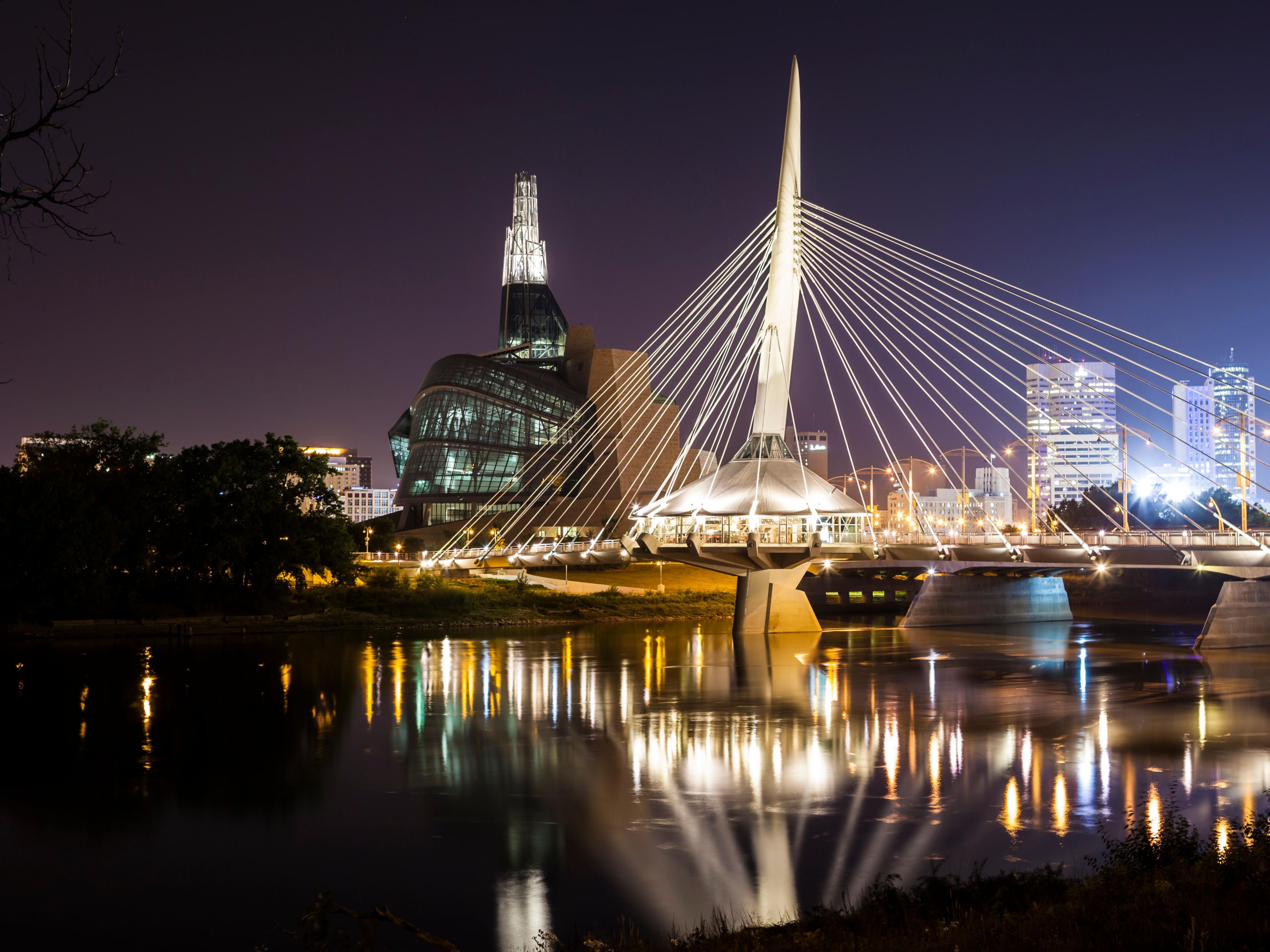 Need some ideas on what to see and do? We got you covered. Two days of fun filled activities while visiting Winnipeg. Check-out Assiniboine Park & Zoo on day one. You will find lots to see and do. On day two, visit the WAG. Plan to stay all day and visit the new Inuit Art Centre-Qaumajuq and all of their new galleries. Have some fun!