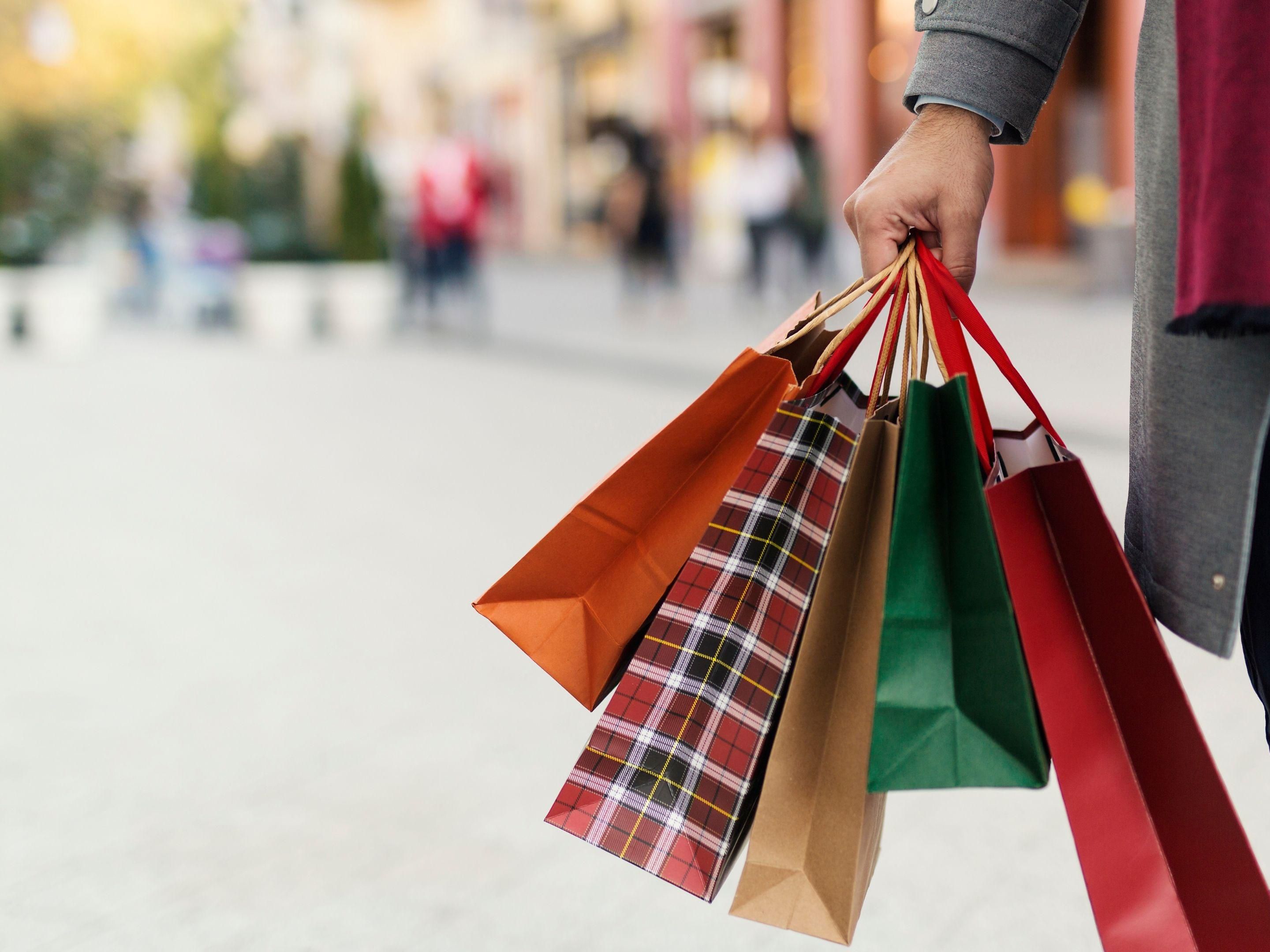 Whether you're looking to get away for a quiet break or a weekend of adventure and fun, the Holiday Inn York is the perfect place to wind down at the end of the day. Ideally situated, our hotel is just a stone's throw away from many local attractions, including the York Dungeon, Jorvik Viking Centre, York Minister and much more.