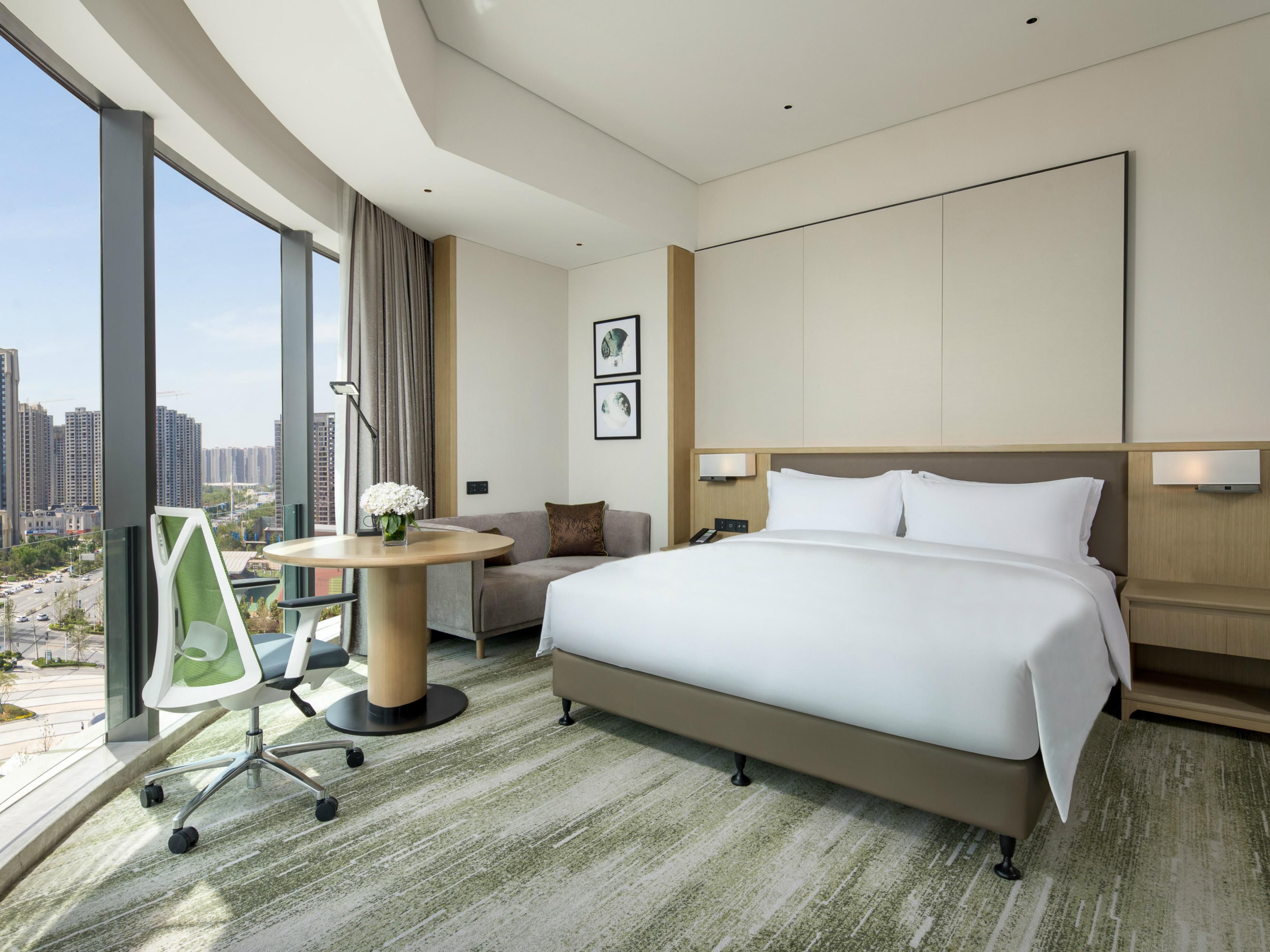 King Deluxe Premier Non Smoking