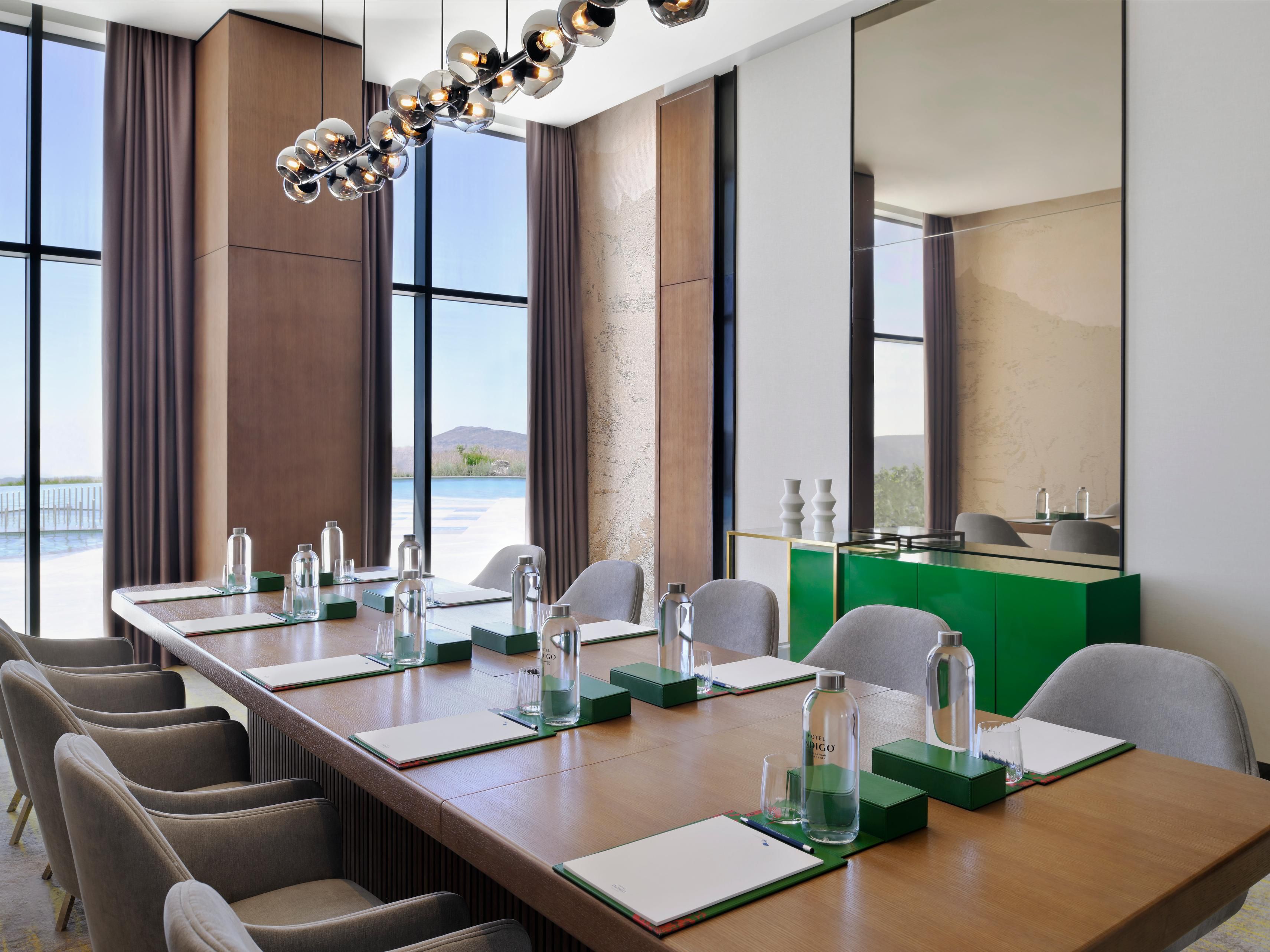 Host inspired meetings in our naturally lit boardroom, designed for productivity and purpose. With energy-efficient features and sustainable practices, Hotel Indigo Jabal Akhdar blends modern business needs with eco-conscious values, perfect for impactful, green gatherings.