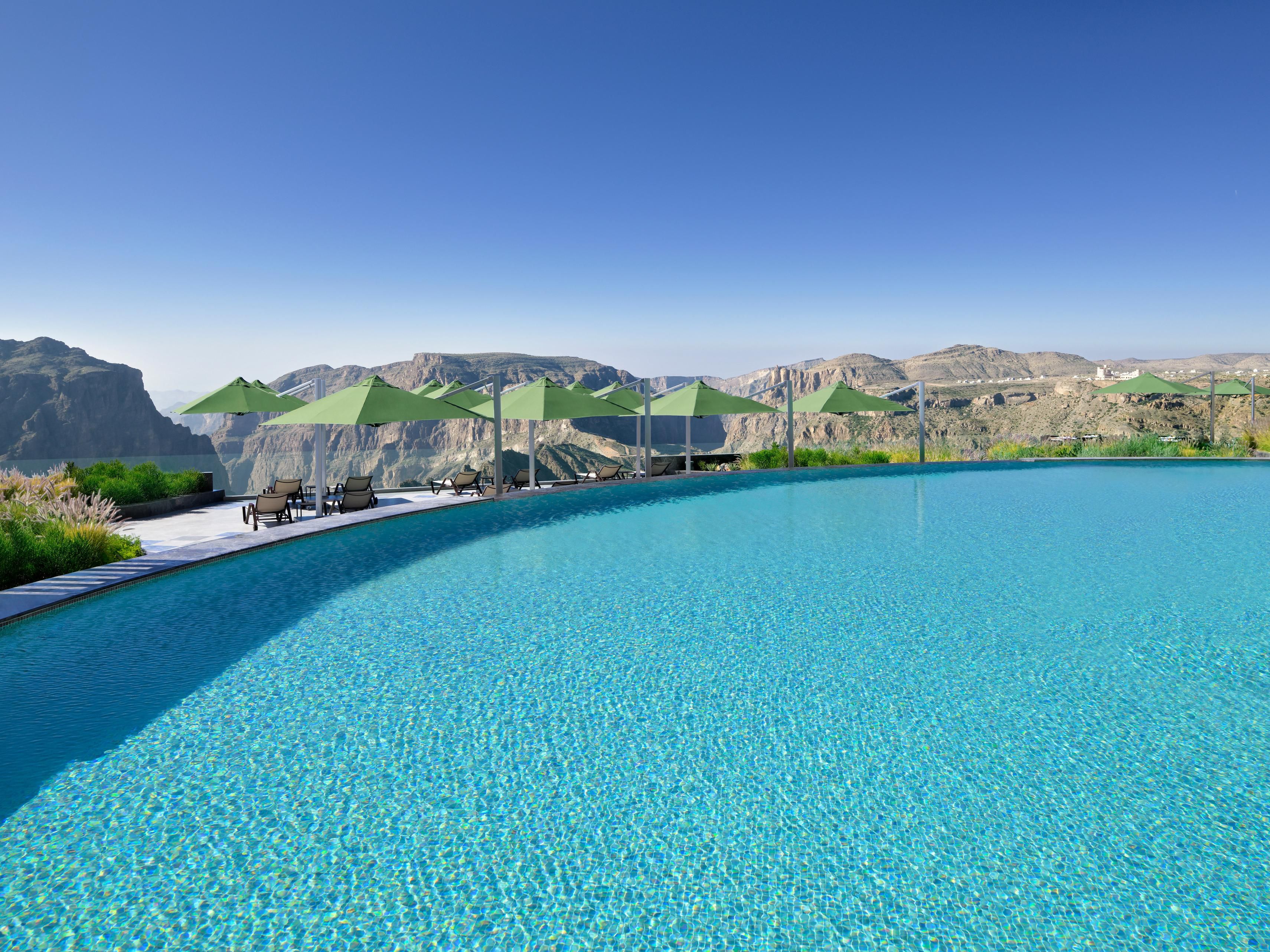 Dive into fun at our family-friendly heated infinity pool, perfect for kids and adults alike. Enjoy stunning Jabal Akhdar mountain views while you relax or play. Open from sunrise to sunset, it’s the ideal spot for memorable moments in a breathtaking outdoor setting.