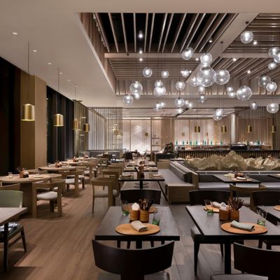 senses restaurant lobby