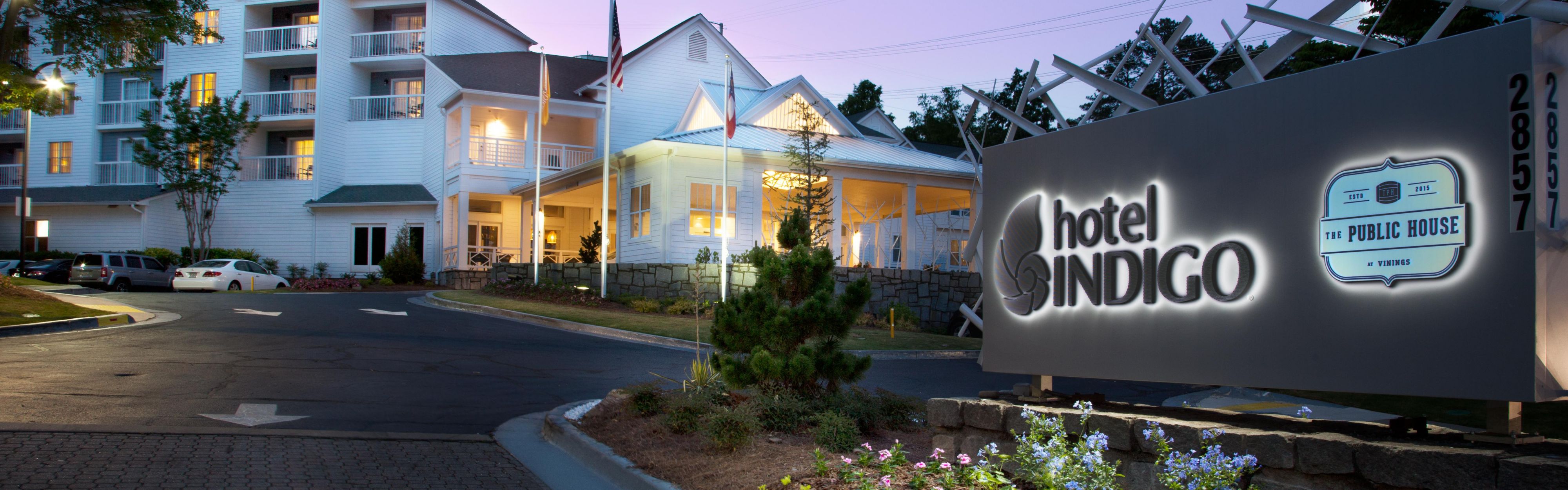 $hotelInfo.mediaDetails.welcomePhotos.primaryPhoto.caption}