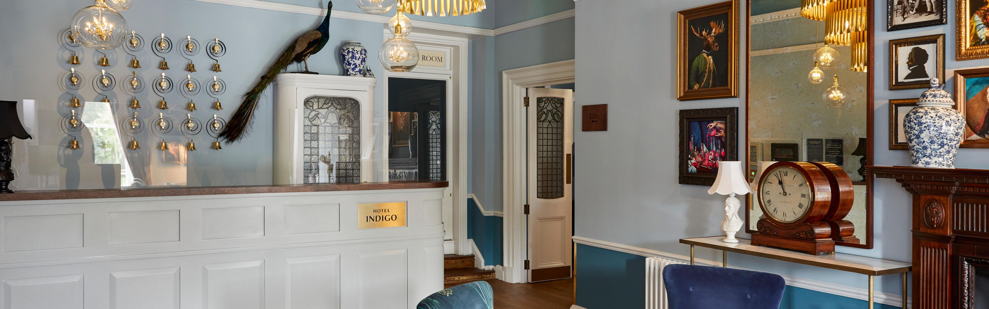 $hotelInfo.mediaDetails.welcomePhotos.primaryPhoto.caption}