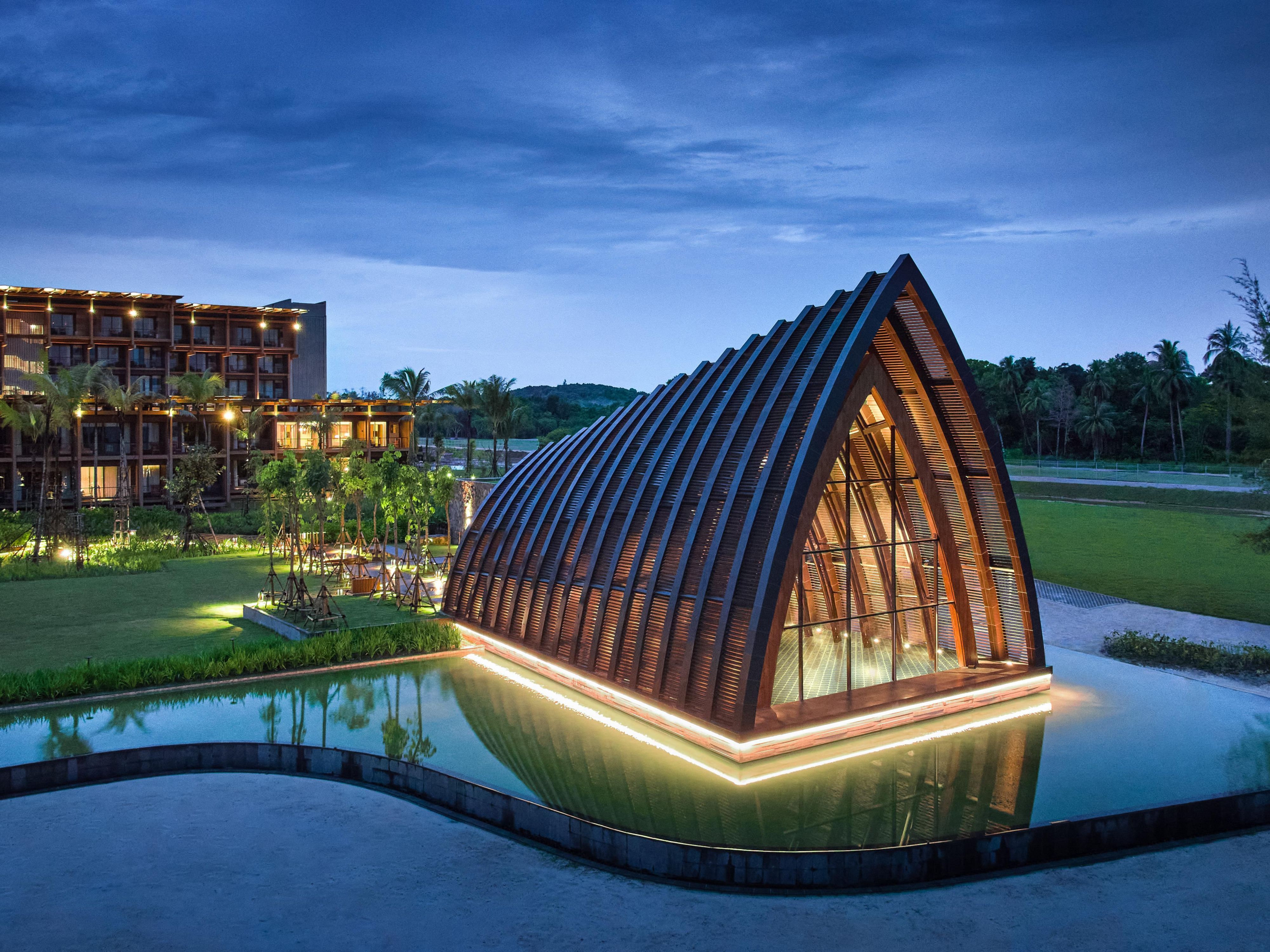 Celebrate with an unforgettable 'I do' on Bintan’s sunset coast, island paradise set in the heart of Lagoi beach. Our tropical sanctuary captures the vibrant spirit of island life, offering culinary experiences, entertainment, and enchanting oceanfront locations. It's the perfect place to proclaim your love. 