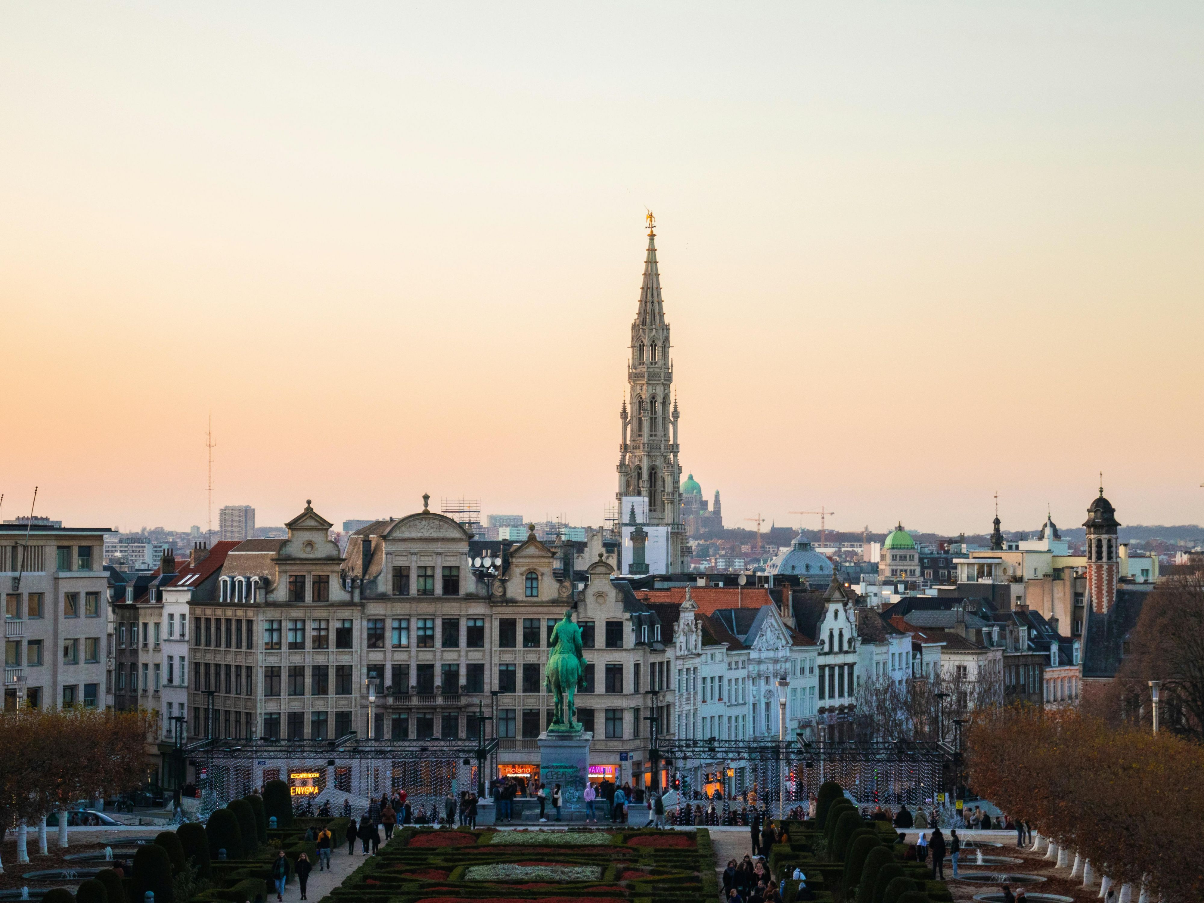 Encouraging our guests to experience Brussels like a local is important for us. That is why we have created a guide of things to do, see and eat this month in Brussels. From cultural event to the trendiest coffee shops in the Belgian capital, check out our guide before your trip and prepare yourself for an authentic stay in the neighbourhood!