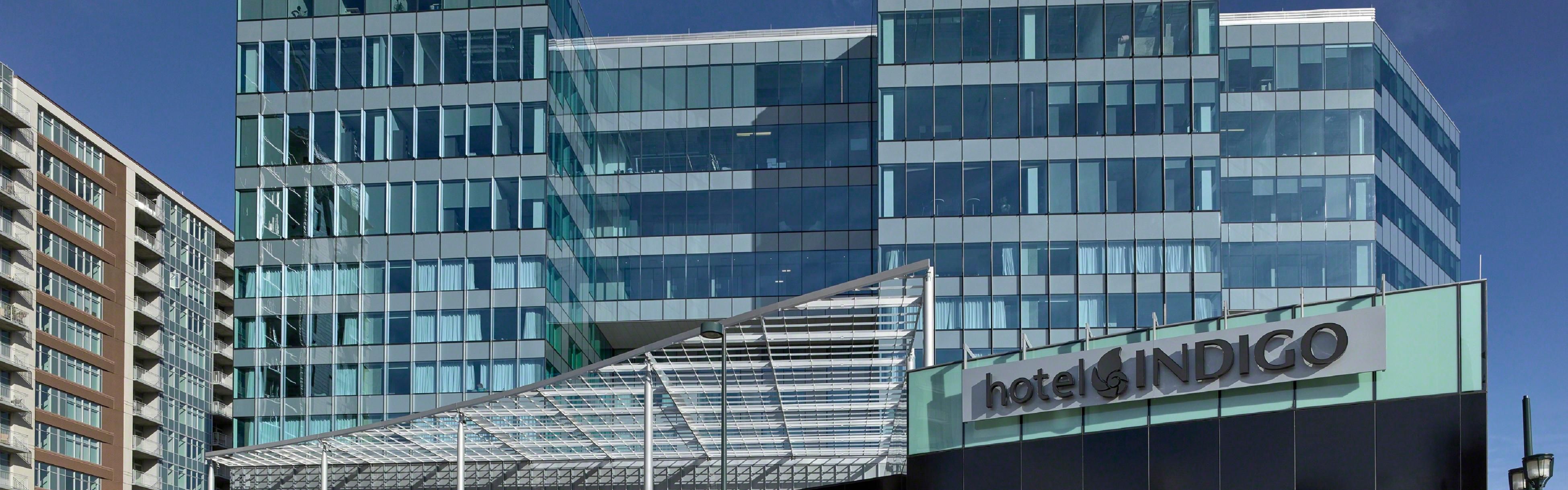 $hotelInfo.mediaDetails.welcomePhotos.primaryPhoto.caption}