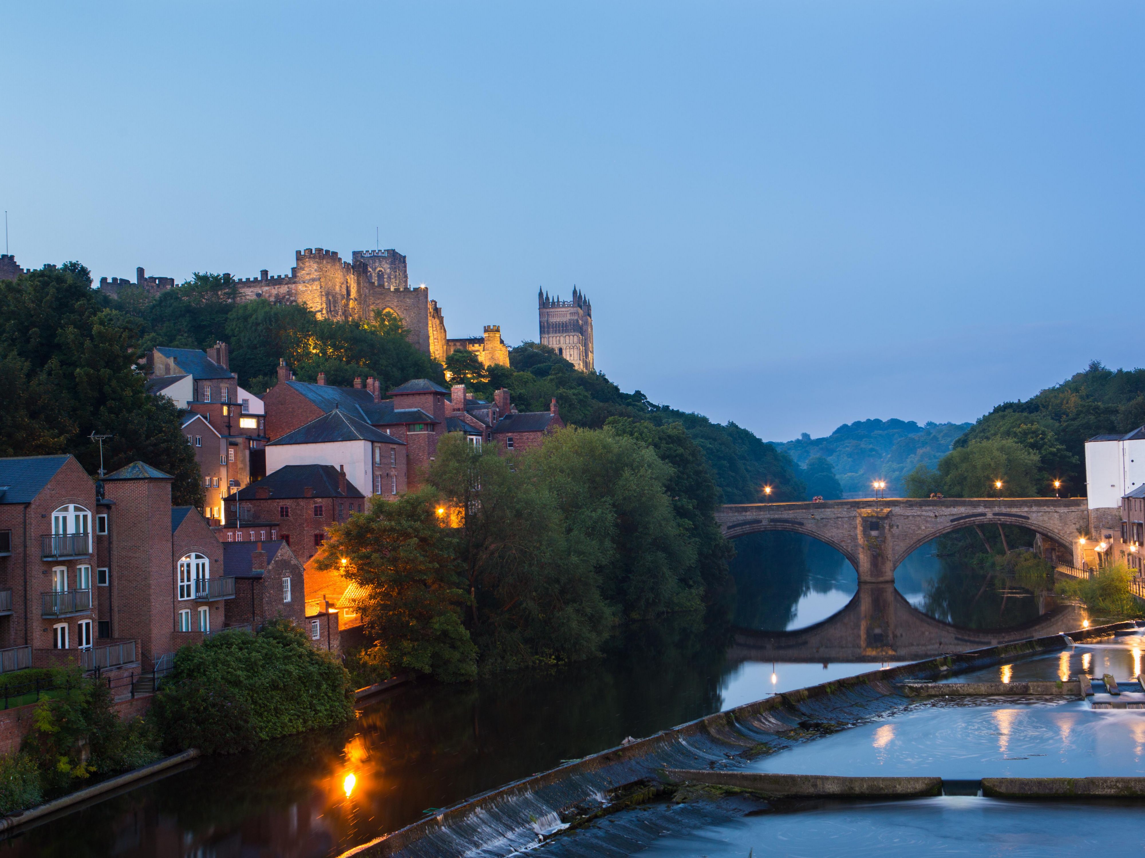 When it comes to location, you can't get better than this. Sat within walking distance of Durham's most iconic landmarks including Durham Castle and Cathedral, guests will not be disappointed. Take a stroll down the River Wear or take in the universities' stunning Botanic Gardens, our hotel sits in the heart of it all. 
