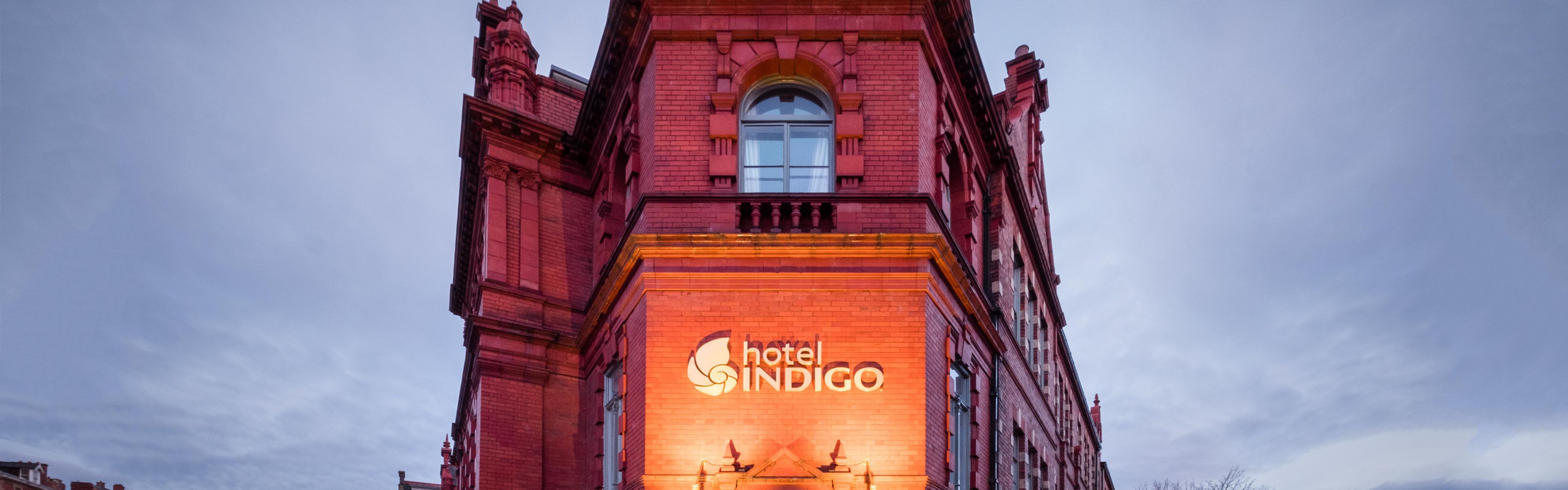 $hotelInfo.mediaDetails.welcomePhotos.primaryPhoto.caption}