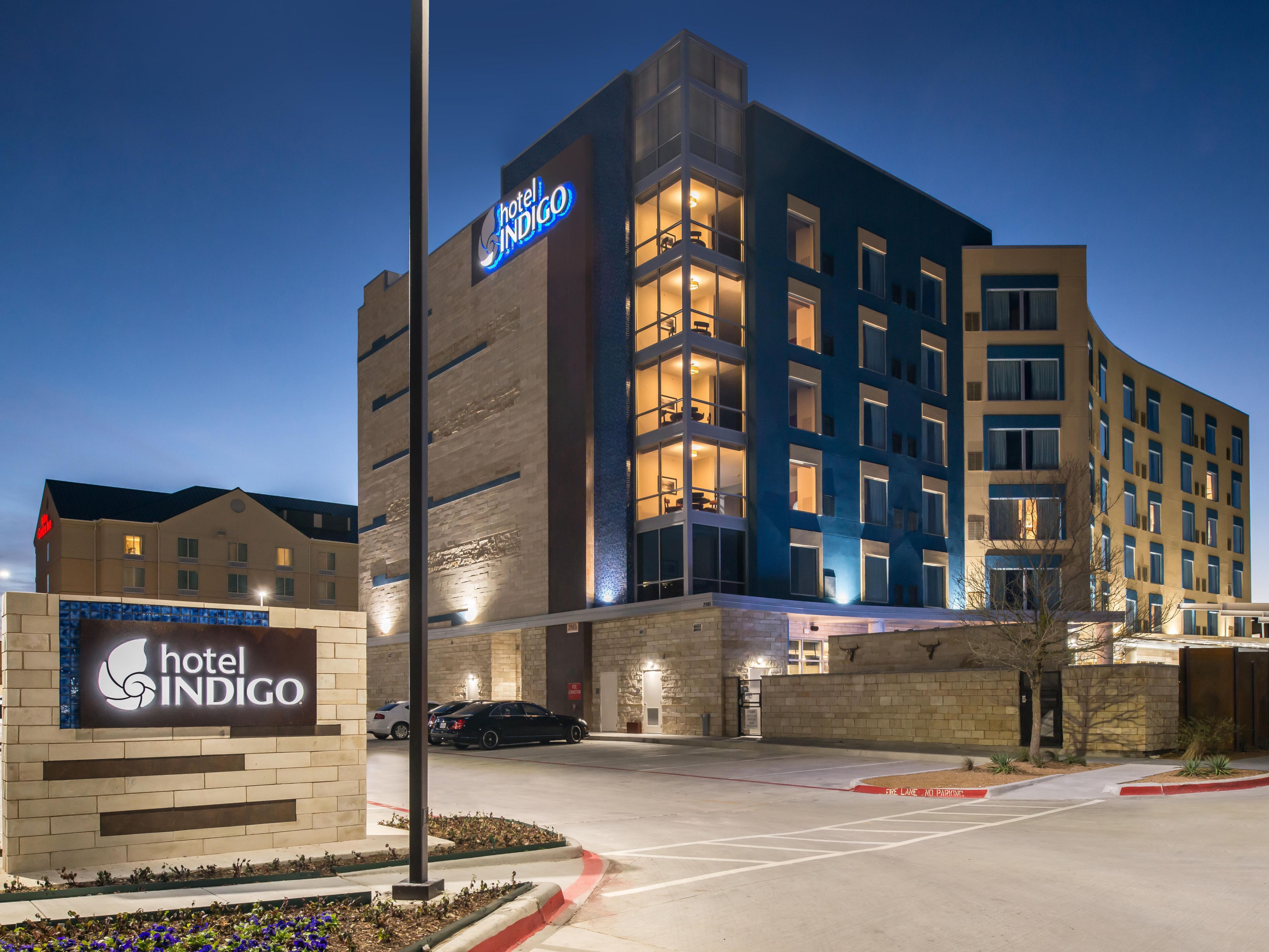 Unwind at Hotel Indigo Frisco, where every detail is made to reflect the neighborhood. Enjoy free Wi-Fi, free parking, and a 24-hour fitness center. Cool off in our outdoor pool, gather in flexible spaces, or grab a bite and a cocktail at Parlour Social Lounge. We’re pet-friendly, locally inspired, and ready to make your stay feel personal.