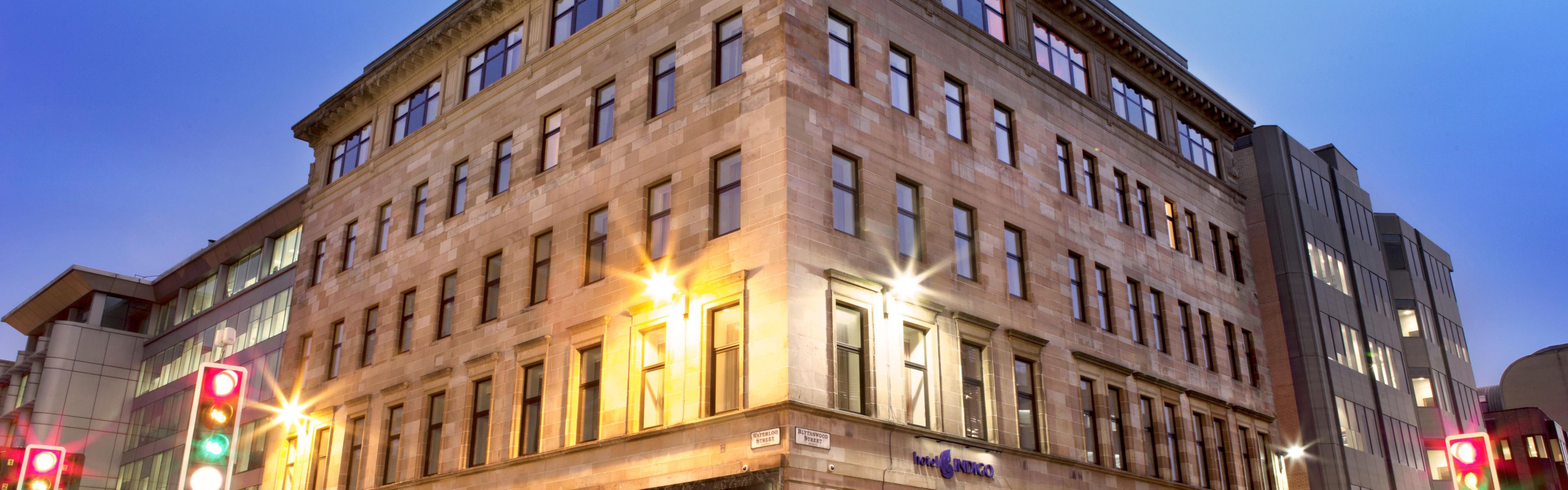 $hotelInfo.mediaDetails.welcomePhotos.primaryPhoto.caption}