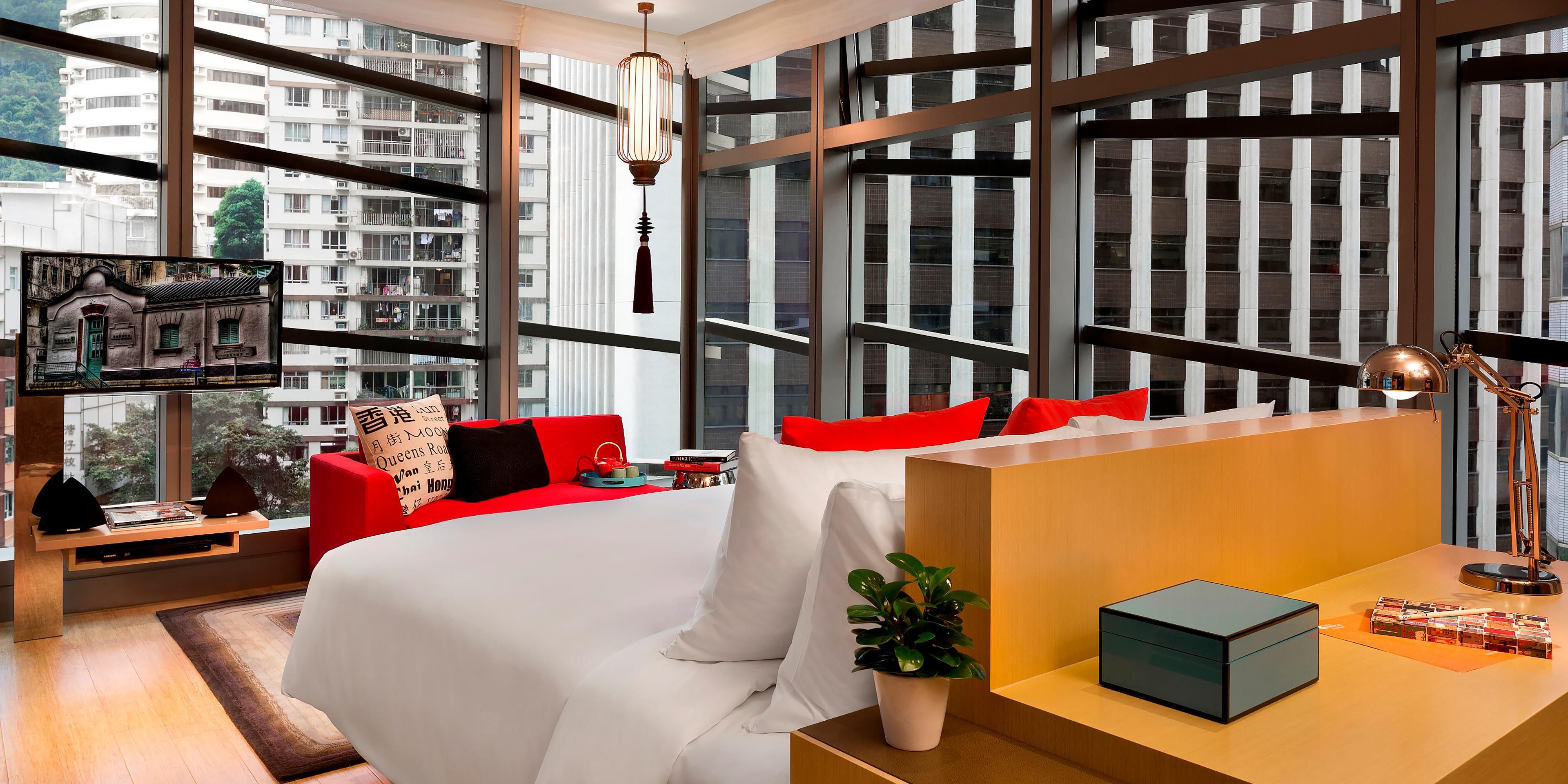 Premium King Bedded Corner Room looking over Queen's Road East