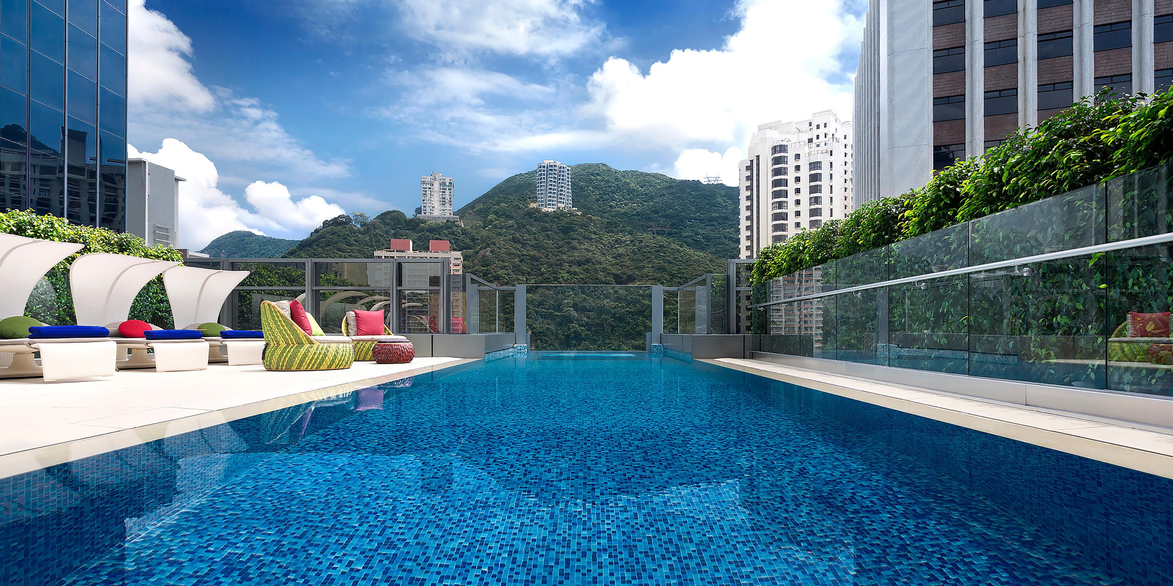 Infinity glass bottomed pool