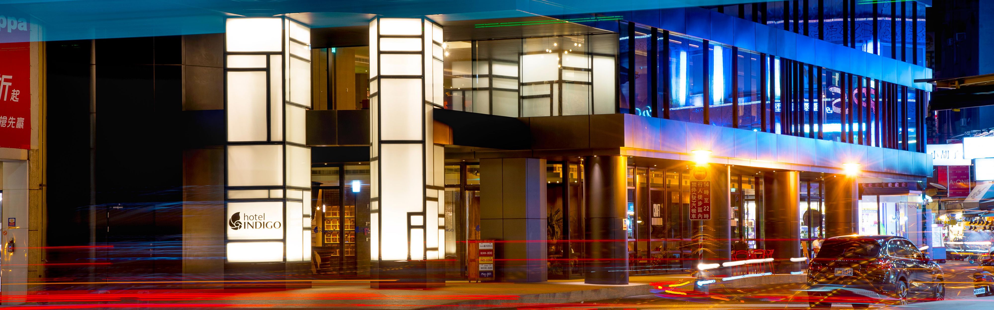 $hotelInfo.mediaDetails.welcomePhotos.primaryPhoto.caption}