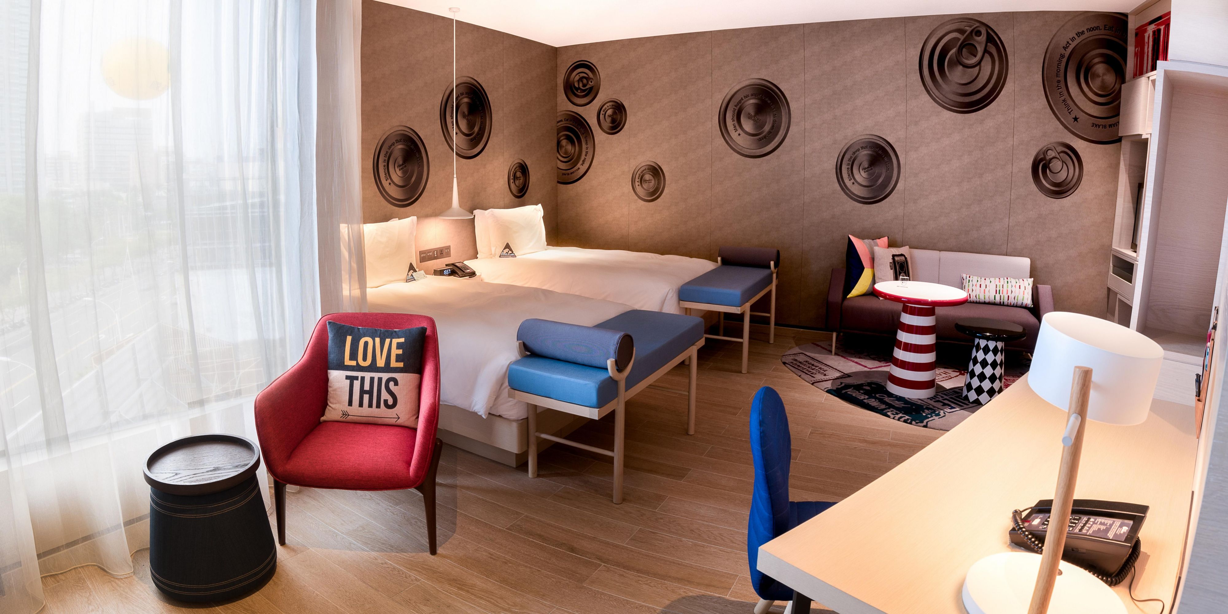 2 Twin Beds Standard City View