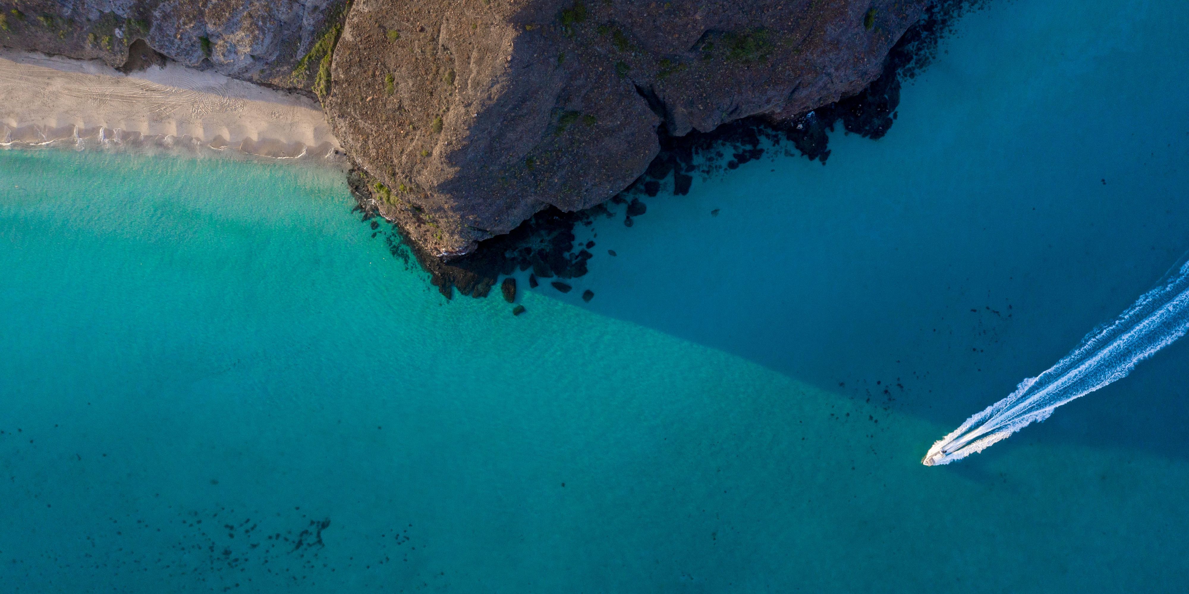 Stay at our La Paz hotel near exciting seaside activities.