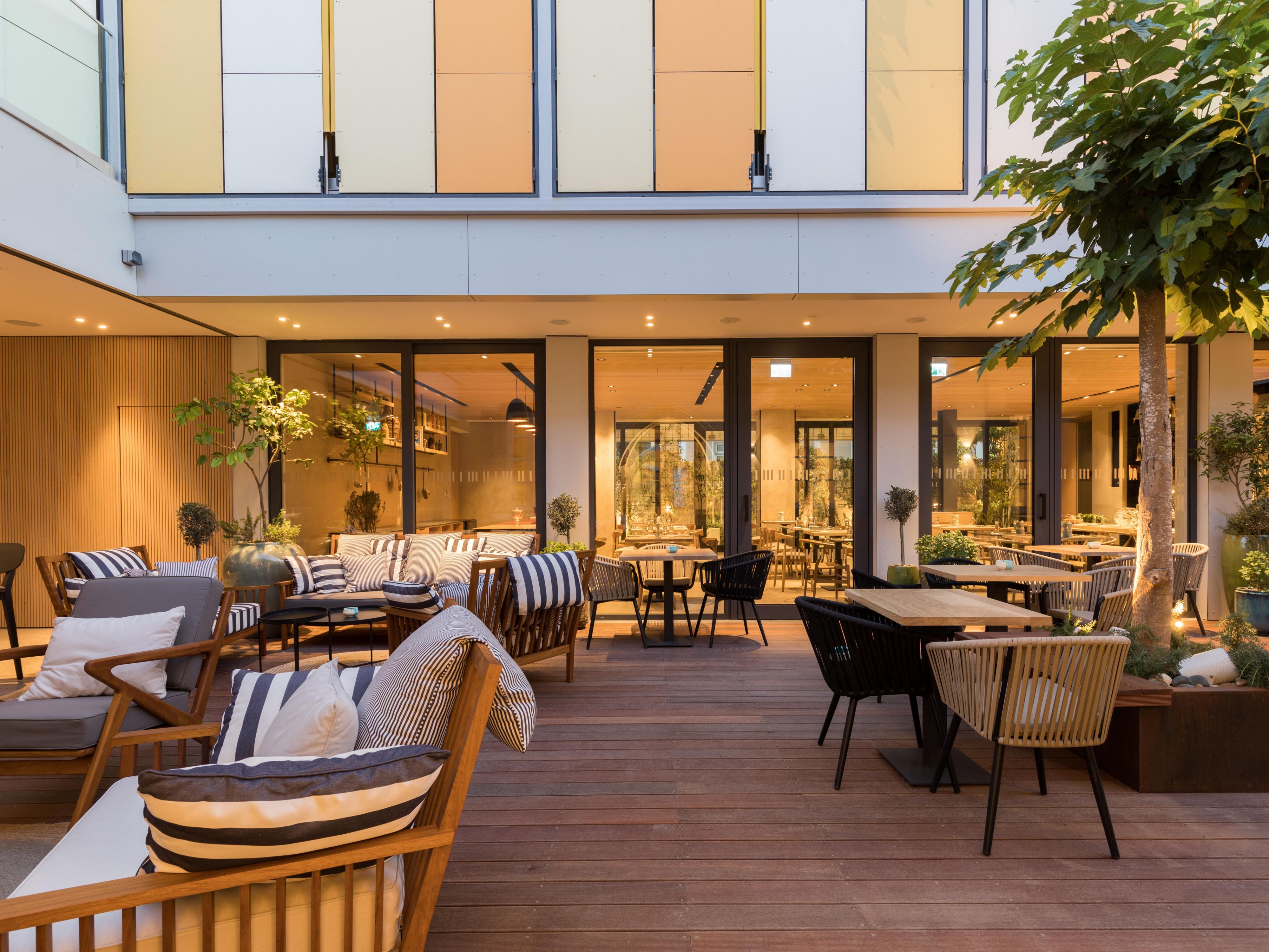 After your walk to the beautiful city of Larnaca, you can indulge and enjoy a tasteful and nutritious brunch at the Courtyard of Avli Bar/Restaurant! Breakfast.
Lunch and Dinner are also served, just ask for the menu from one of our helpful staff!!