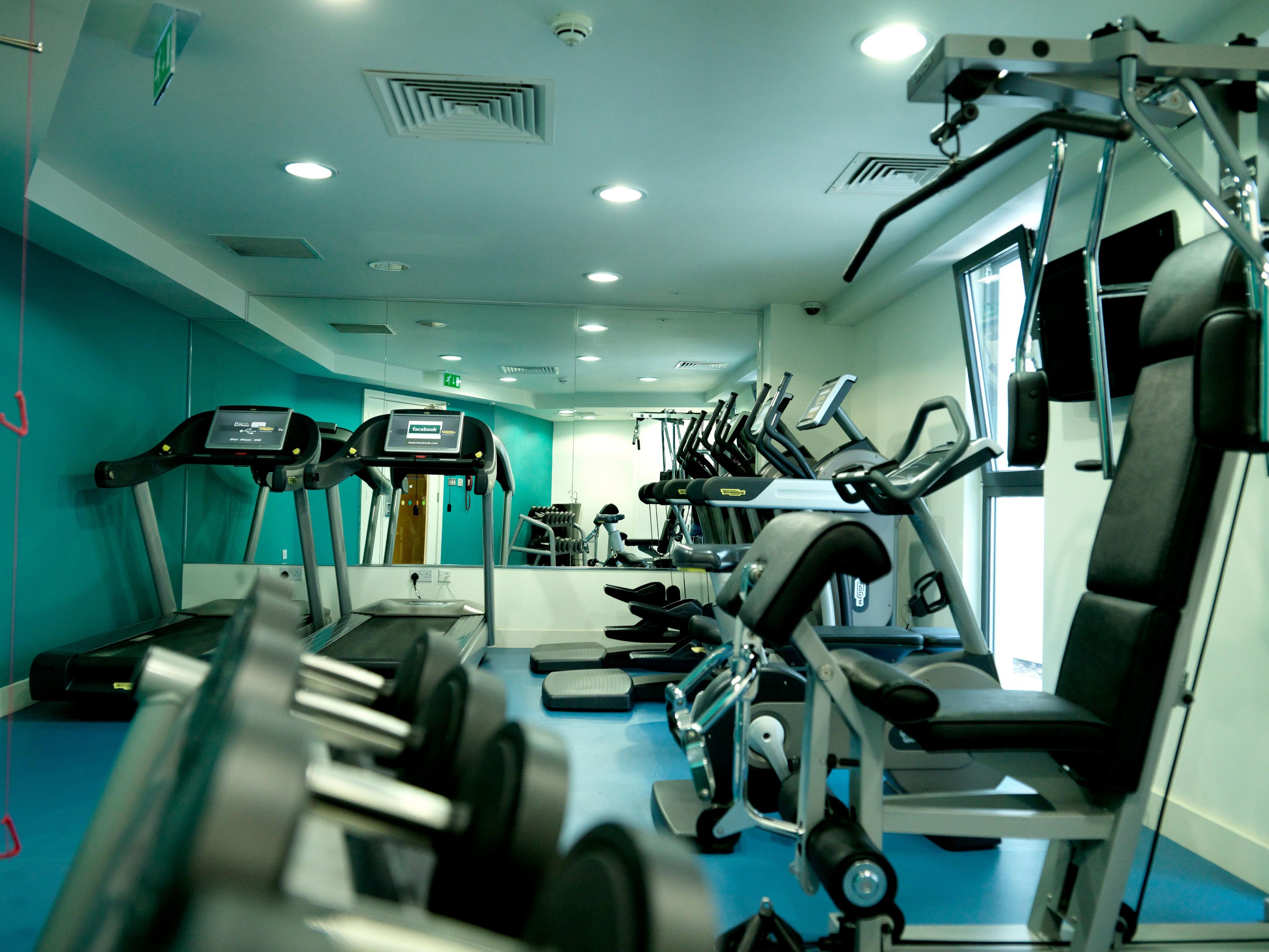 Maintaining your routine while travelling is important, especially when you're short on time and on the go. We get it. 
The right workout - right when you want it - helps you stay focused, energised and on top of your game. So, recharge and feel ready for anything with our Fitness Centre.