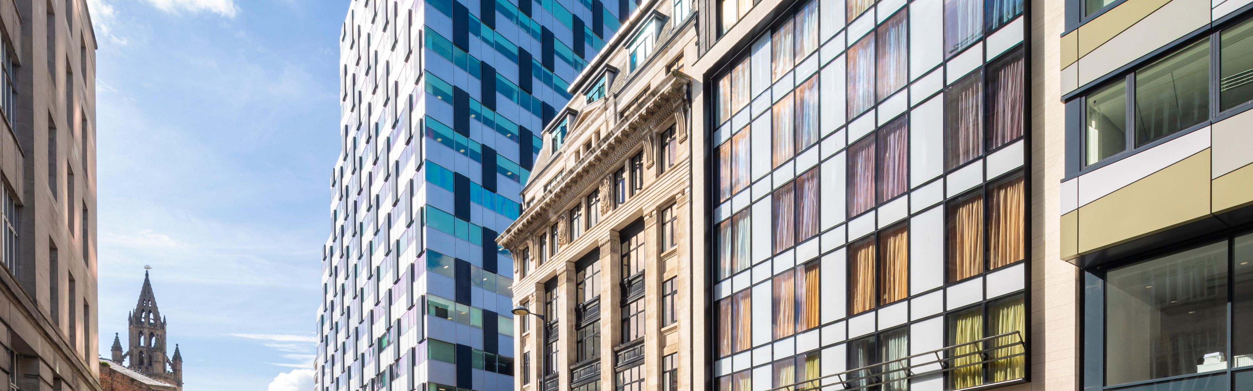 $hotelInfo.mediaDetails.welcomePhotos.primaryPhoto.caption}