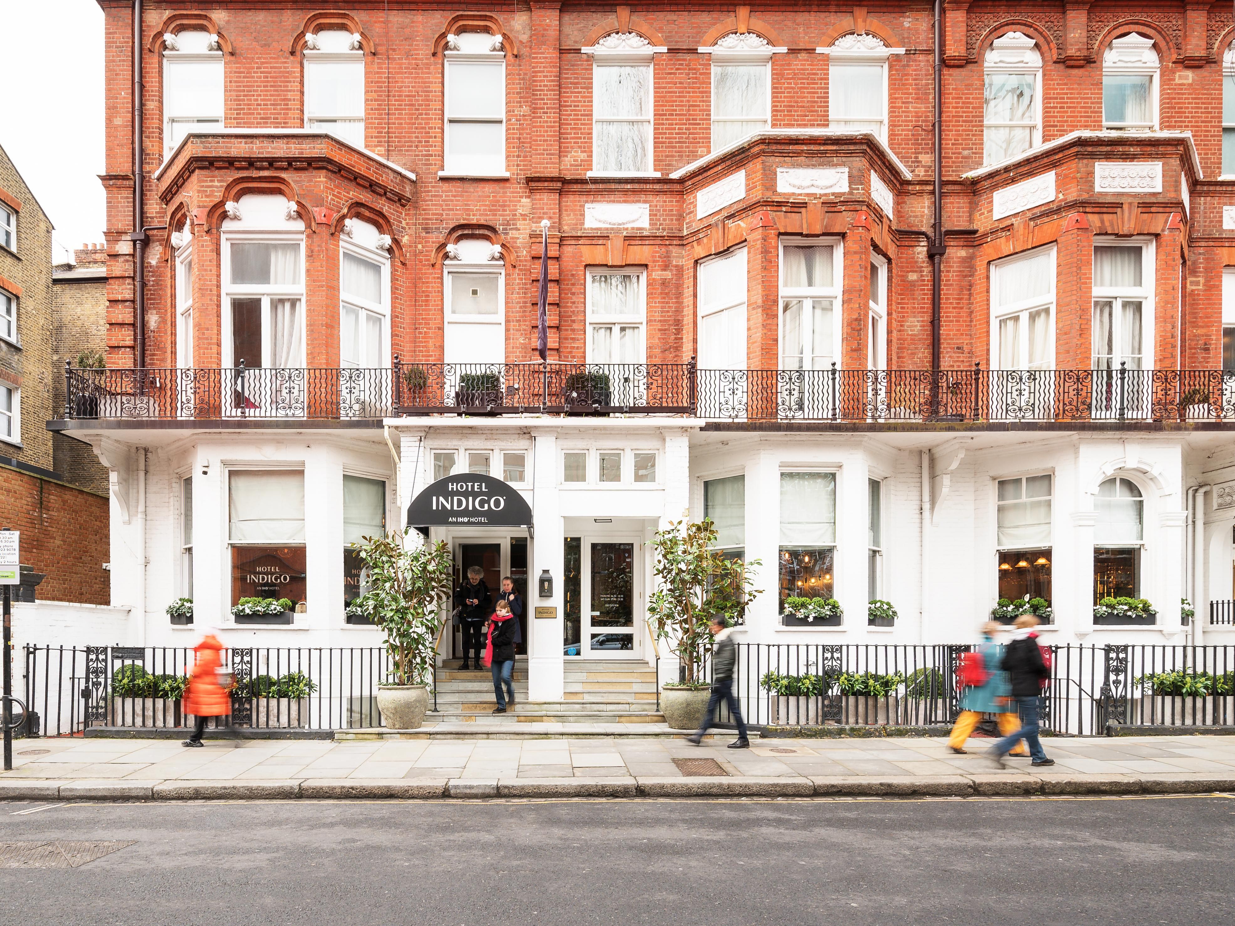 We are proud to announce that Hotel Indigo London - Kensington has achieved the Silver Green Tourism Accreditation, recognising our commitment to sustainability and responsible tourism. This accolade is a testament to our dedication and a significant step towards a greener future.


