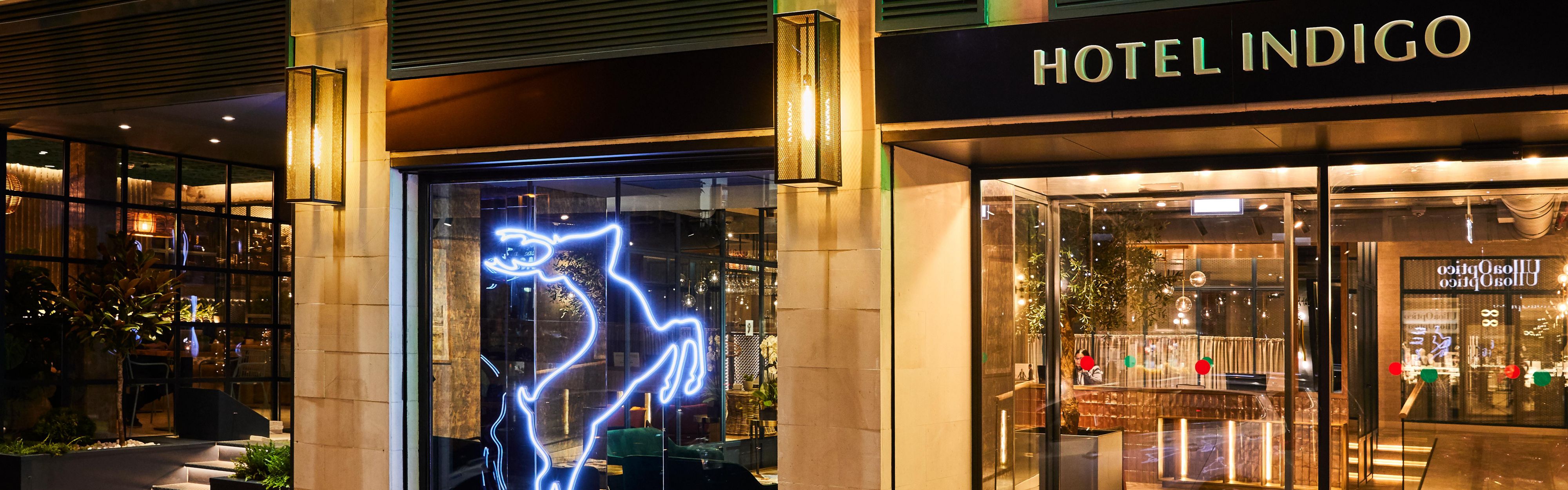 $hotelInfo.mediaDetails.welcomePhotos.primaryPhoto.caption}