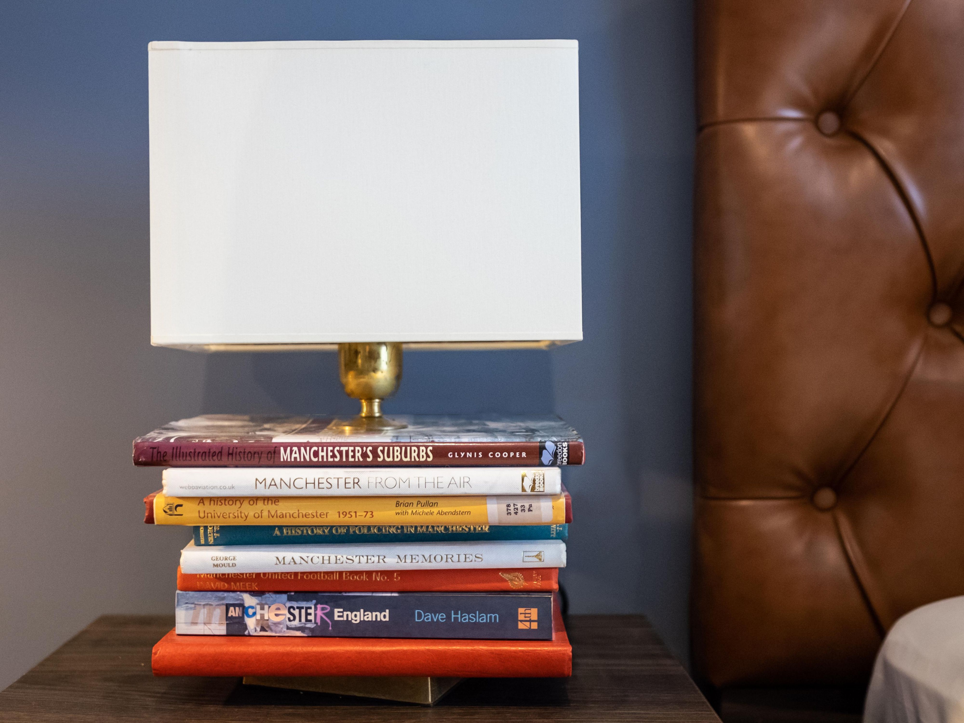 Originally built between 1865 and 1875 as a tea warehouse, our Grade II listed City Buildings directly inspired our Tea Rooms. You’ll find rich timber, brass, and porcelain details reflecting the materiality of the traditional teacup and the warehouses that dominated the streets of Manchester during the Victorian Period.