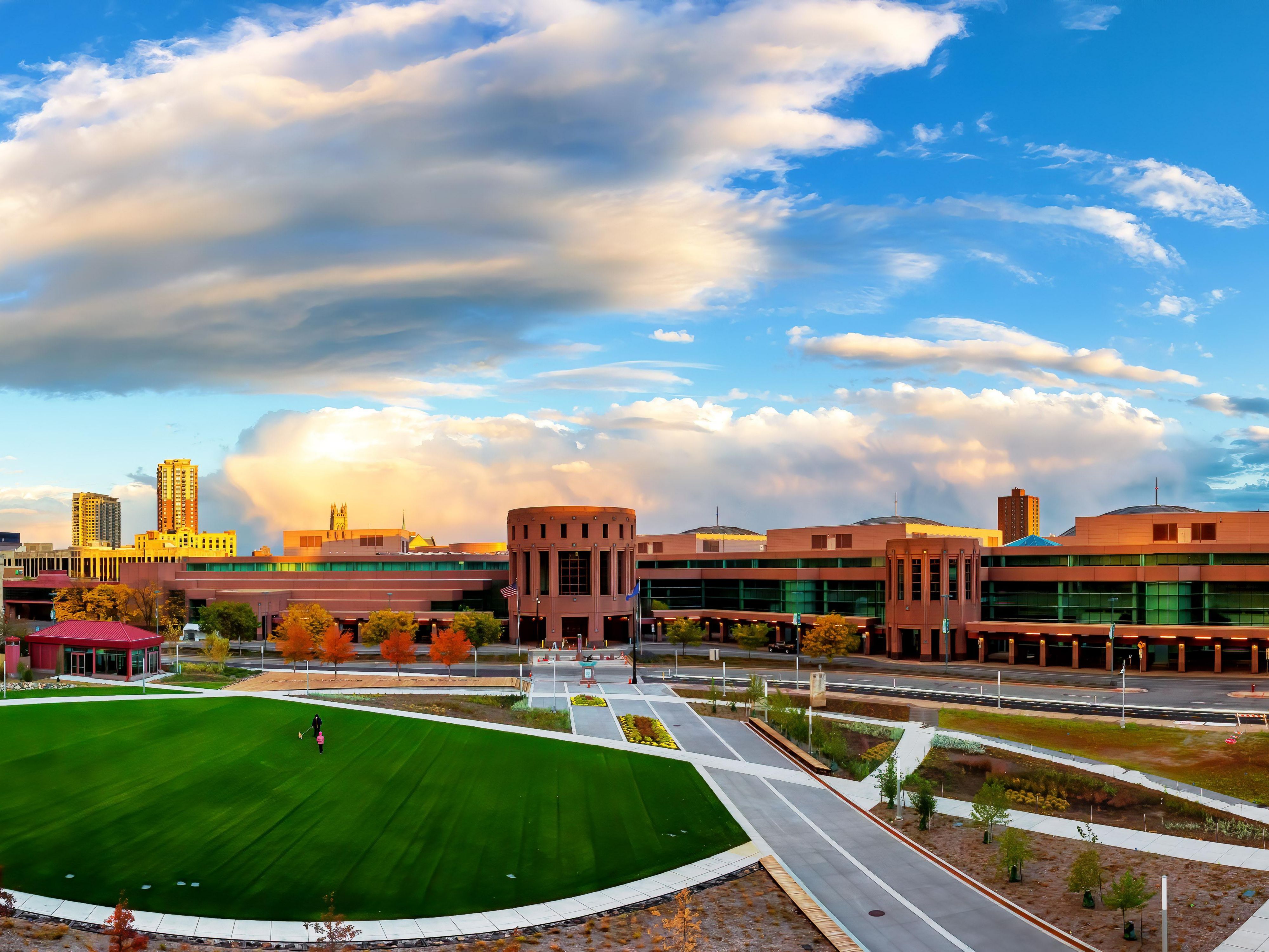 Attending an event at the Minneapolis Convention Center? Hotel Indigo Downtown is just a 15-minute walk or a quick 5-minute drive away. Enjoy boutique comfort, modern amenities, and a prime location that keeps you close to the action—and lets you unwind in style after a busy day.