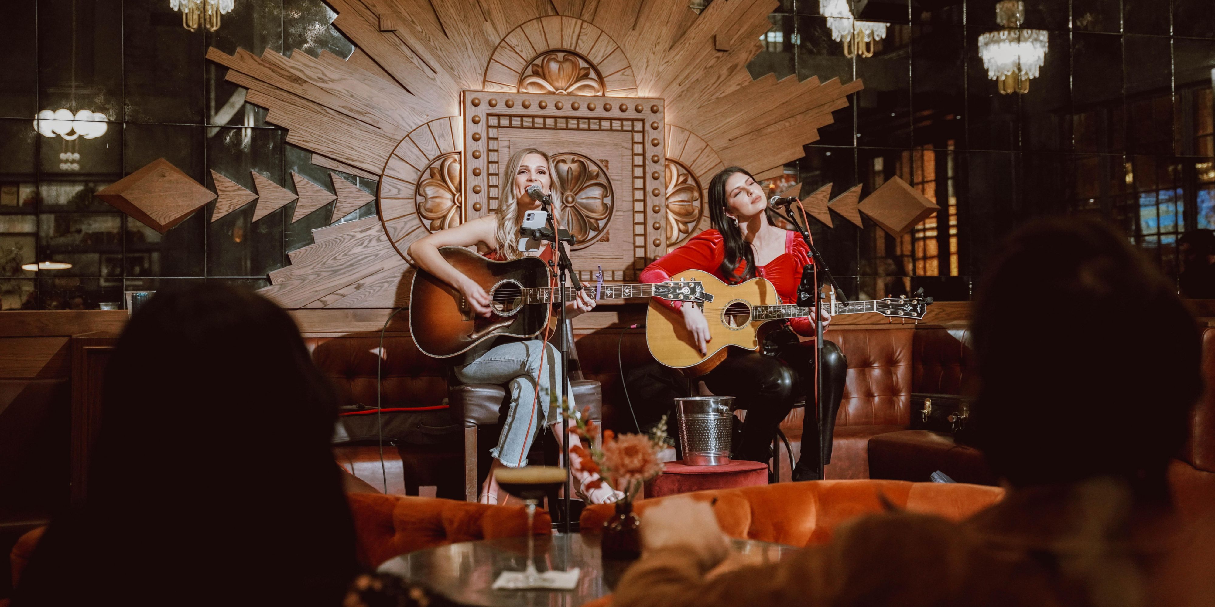 Enjoy dinner & cocktails alongside nightly live music