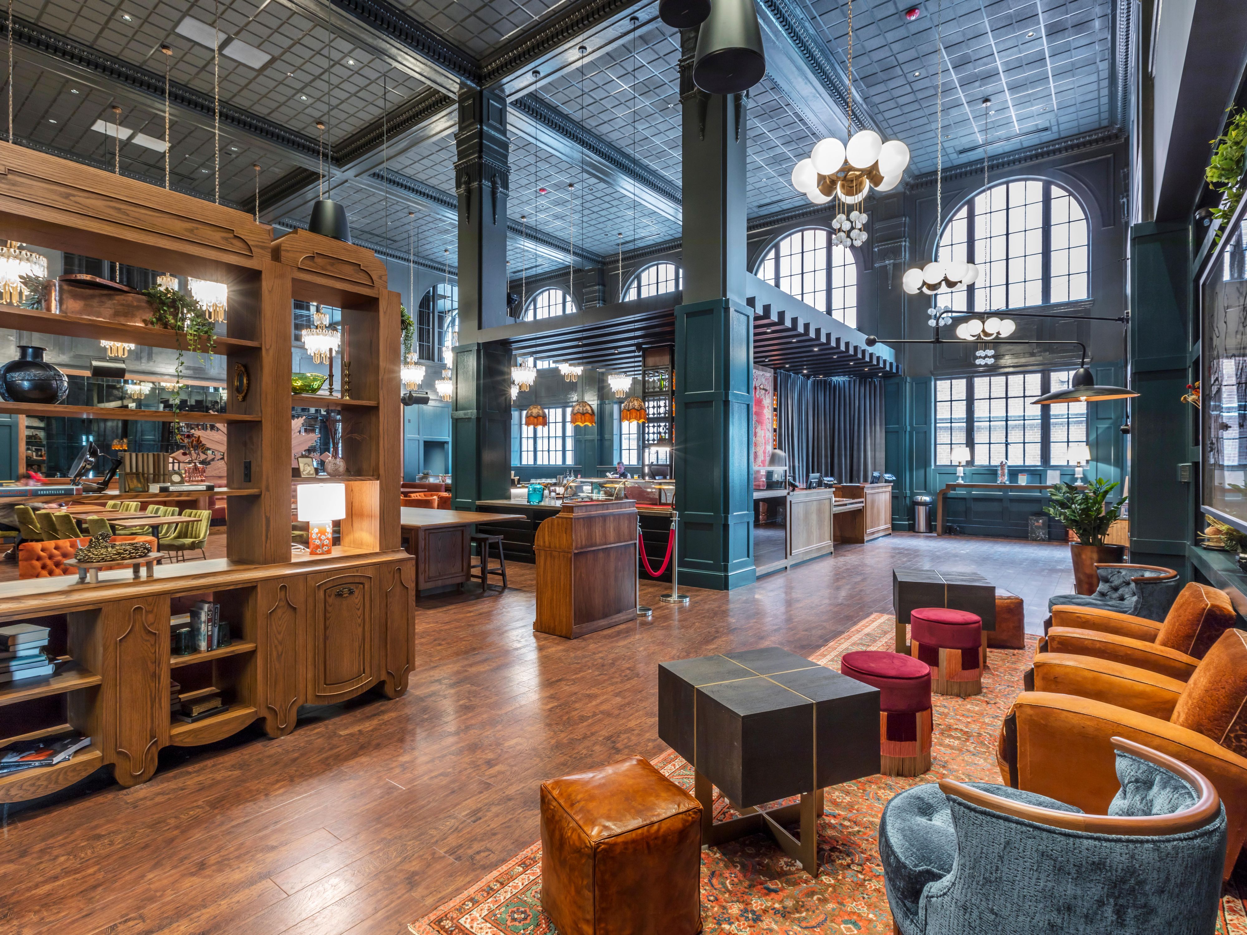 Our boutique hotel reflects the soul of Nashville through thoughtful design. Immerse yourself in Nashville’s music history through curated art, handwritten notes, and memorabilia on our walls. The Countrypolitan era of music is represented throughout our hotel from décor and photography to live music every night.