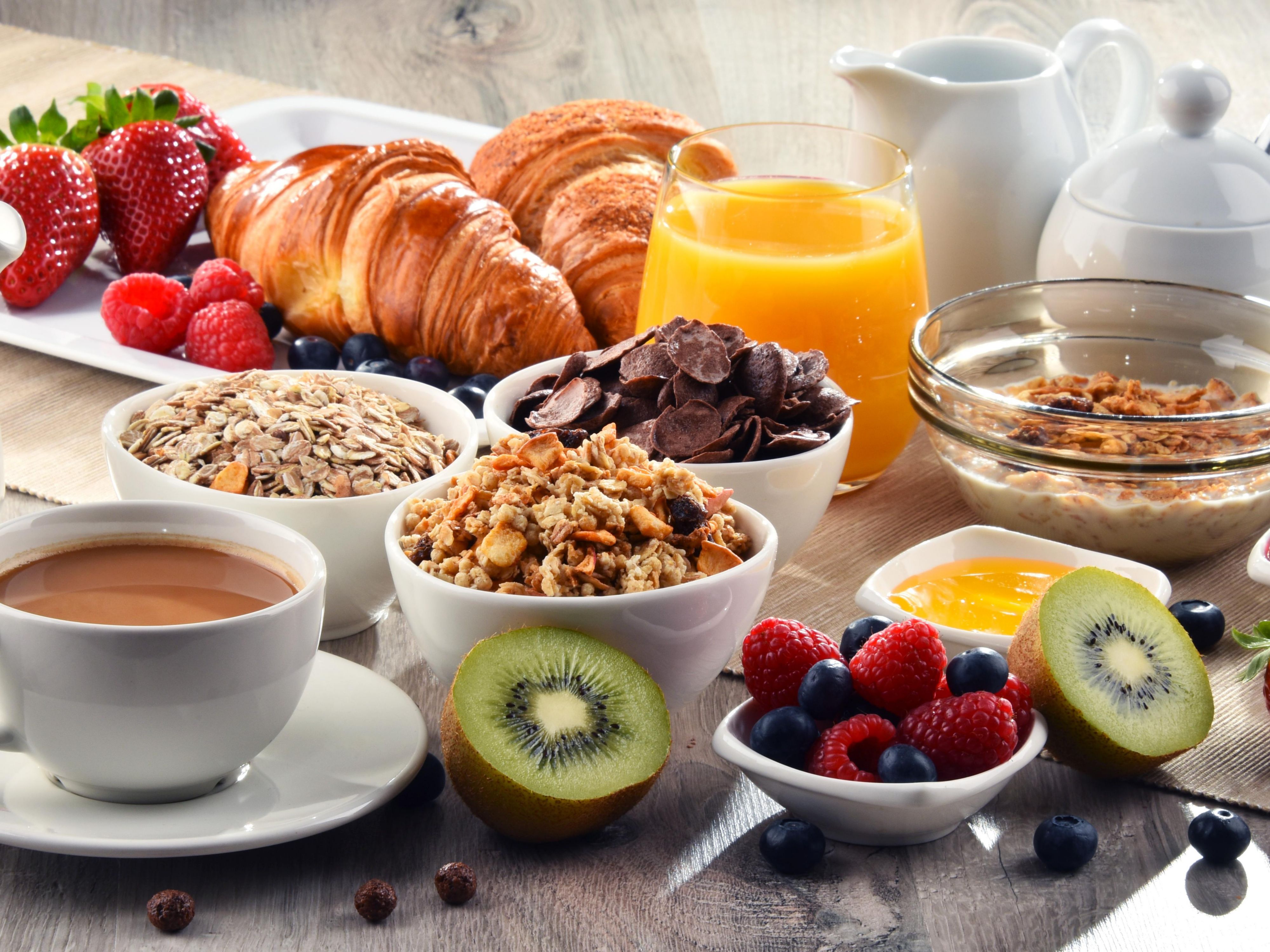 Enjoy the convenience of in-room dining with our room service, available from 6:00 AM to 10:00 PM, offering a selection of our restaurant's best dishes delivered to your door. 