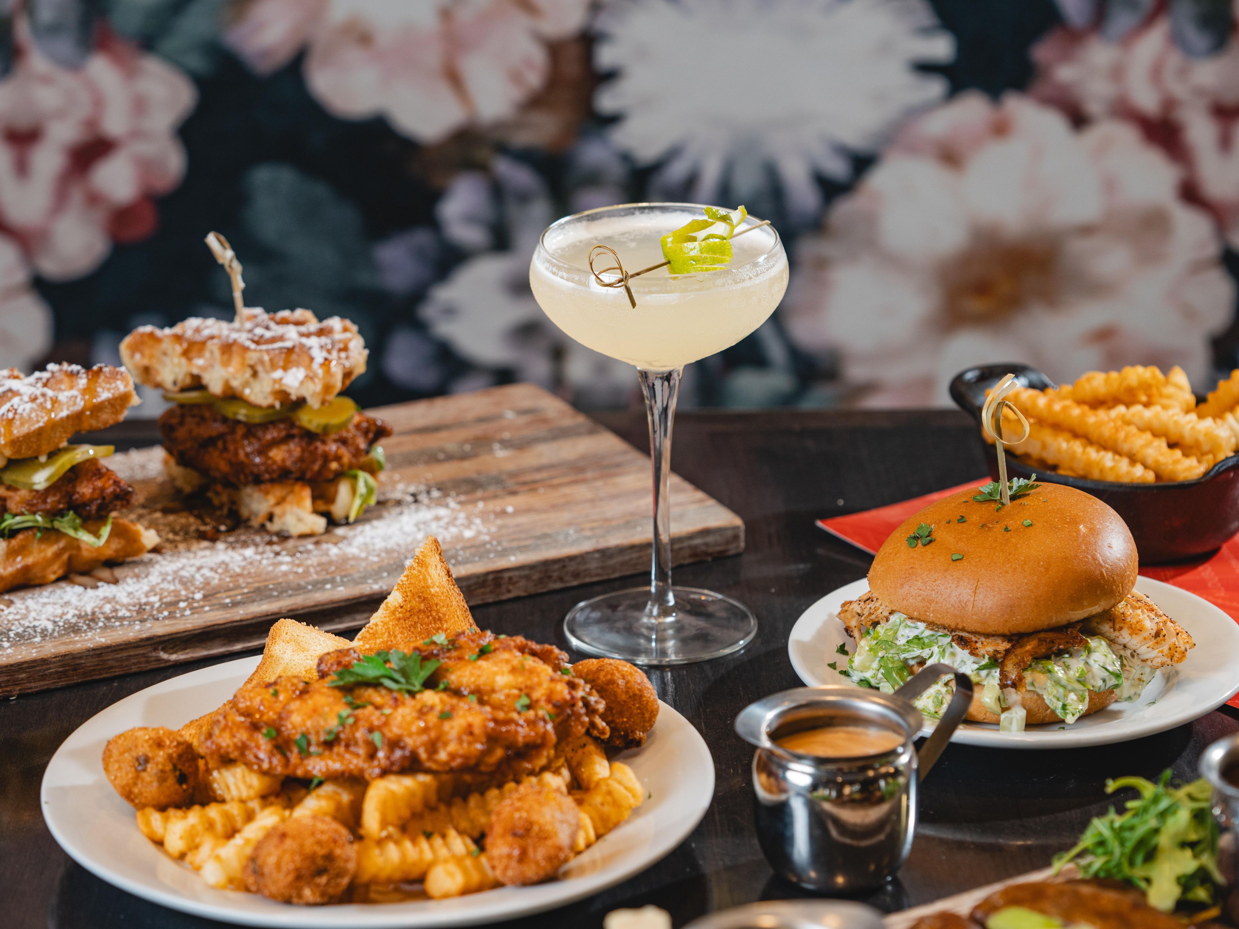 Join us for happy hour at Common Interest, featuring expertly crafted cocktails, local brews, and delicious bites at unbeatable prices—perfect for unwinding after exploring the French Quarter.