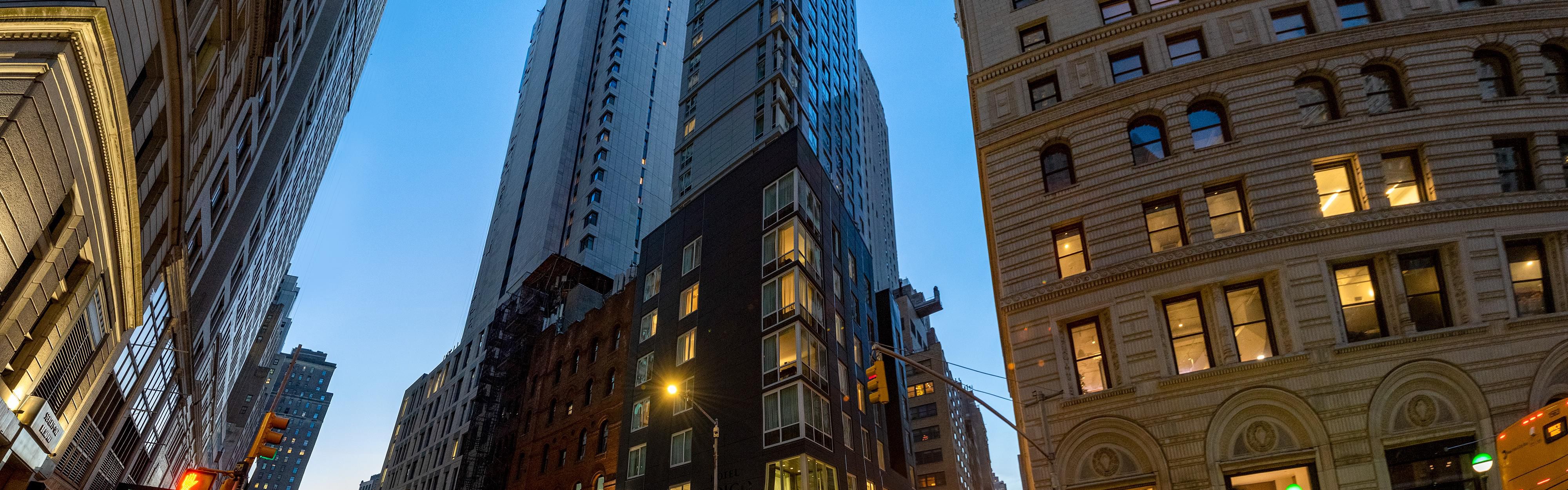 $hotelInfo.mediaDetails.welcomePhotos.primaryPhoto.caption}