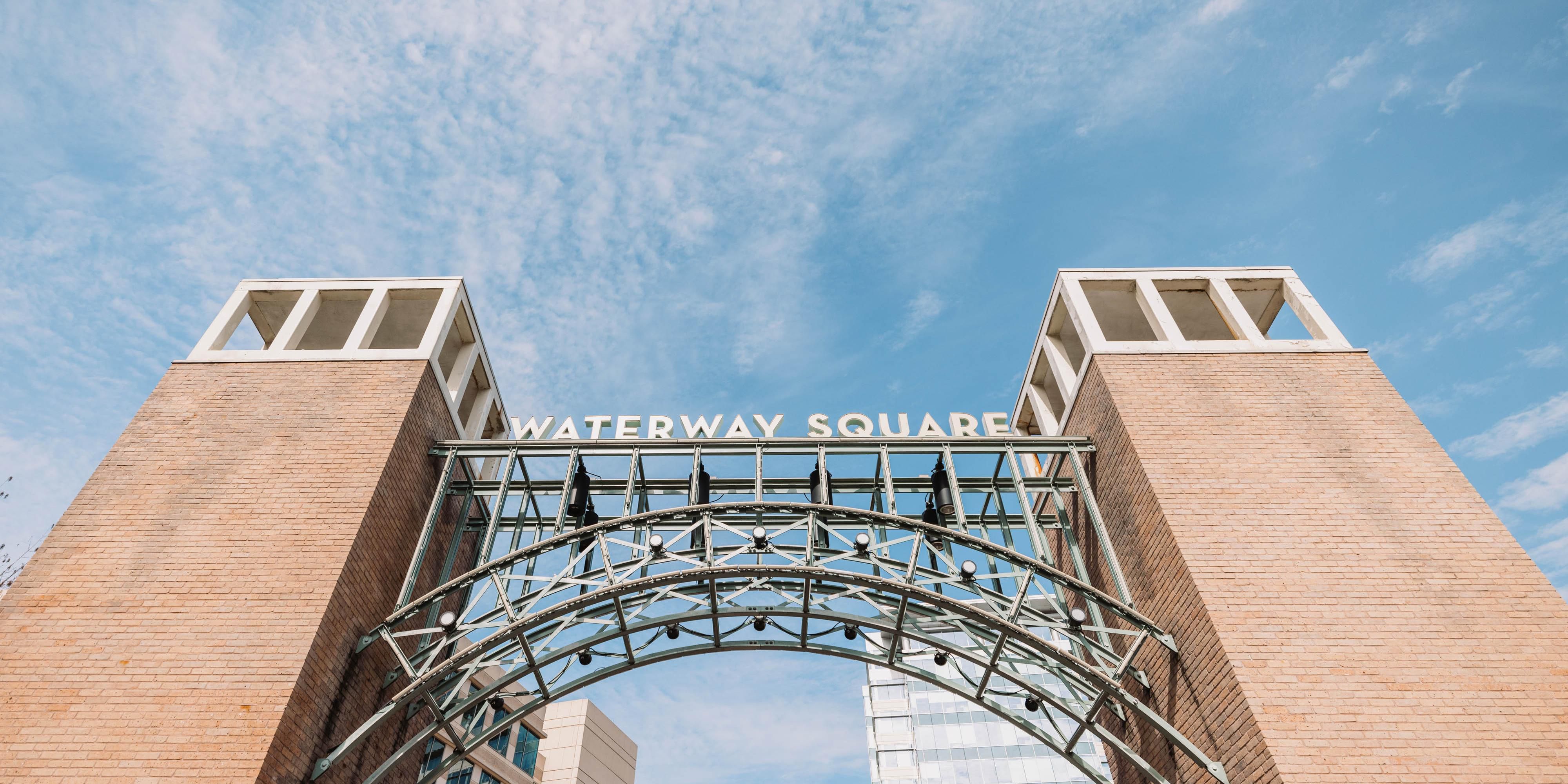 While staying with us, enjoy the Waterway Square. 