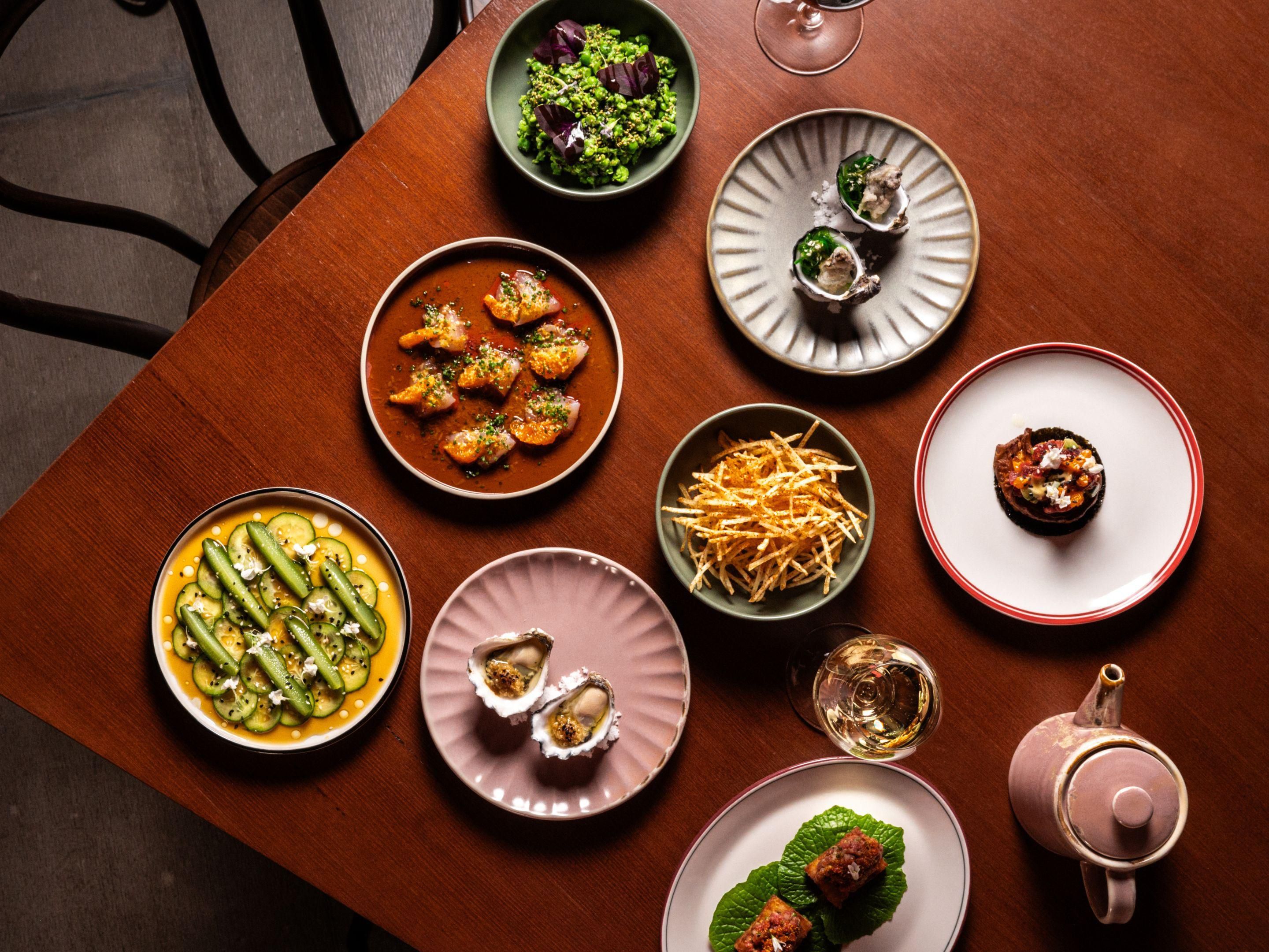 Tucked away off Penny’s Lane, Luc-San is a casual wine bar serving French and Japanese-inspired cuisine by Luke Mangan. Lose yourself in late nights and date nights, as conversations spill over Chablis and Sake.