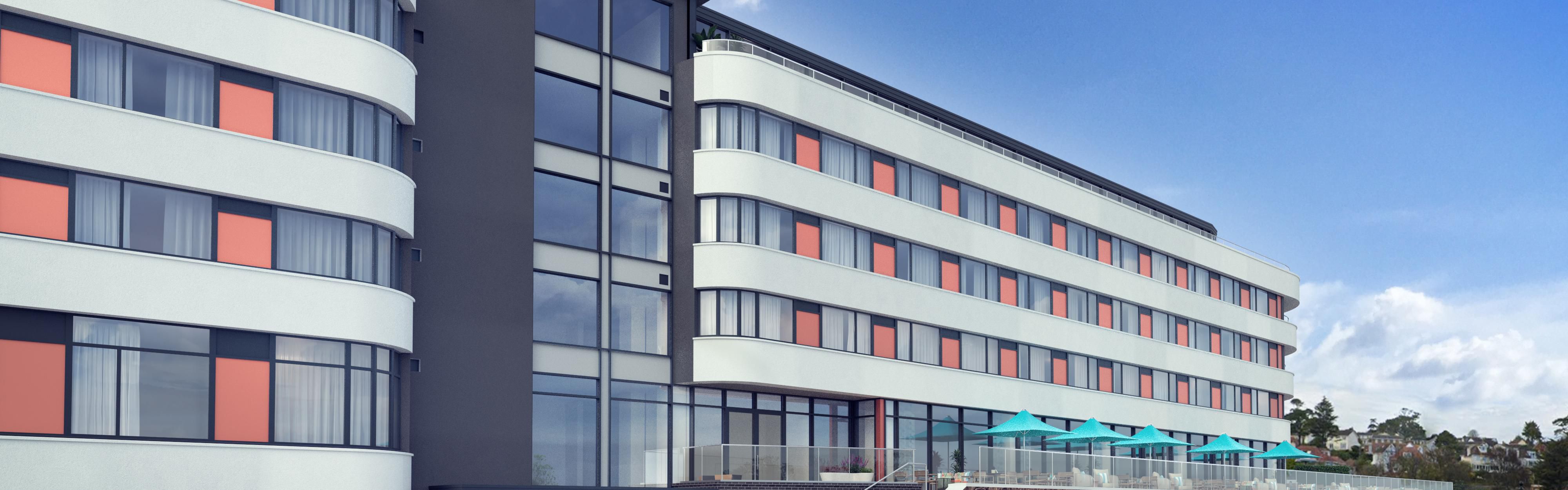 $hotelInfo.mediaDetails.welcomePhotos.primaryPhoto.caption}