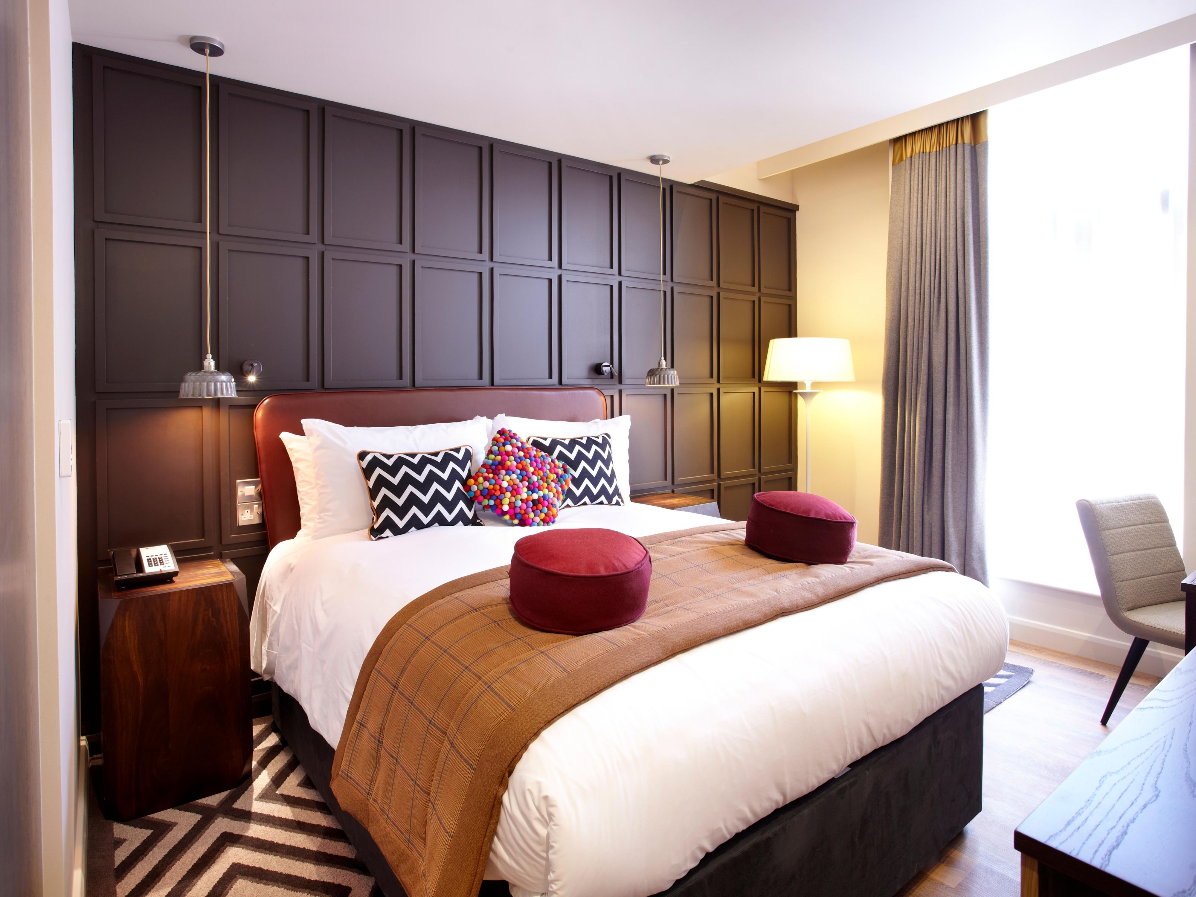 At Indigo, we’re dedicated to offering a comfortable, eco-friendly stay. Our rooms feature modern amenities like high-speed internet, and we’ve replaced single-use plastics with sustainable materials. Enjoy our well-equipped mini gym and convenient on-site dining, all while knowing your stay supports the environment.