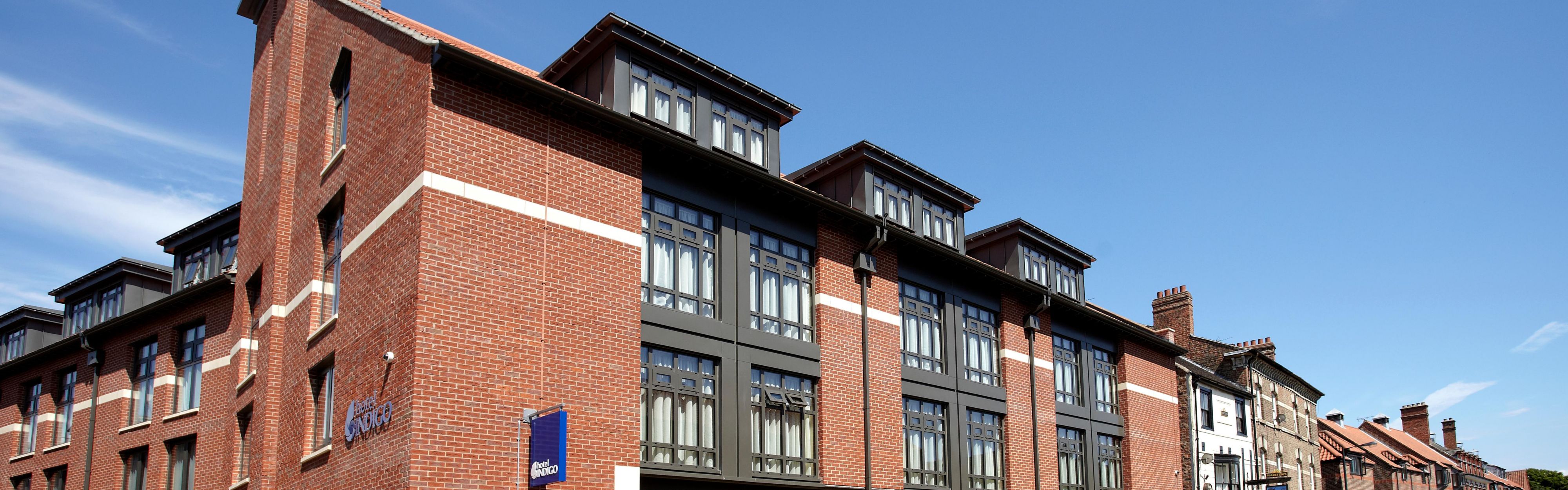 $hotelInfo.mediaDetails.welcomePhotos.primaryPhoto.caption}