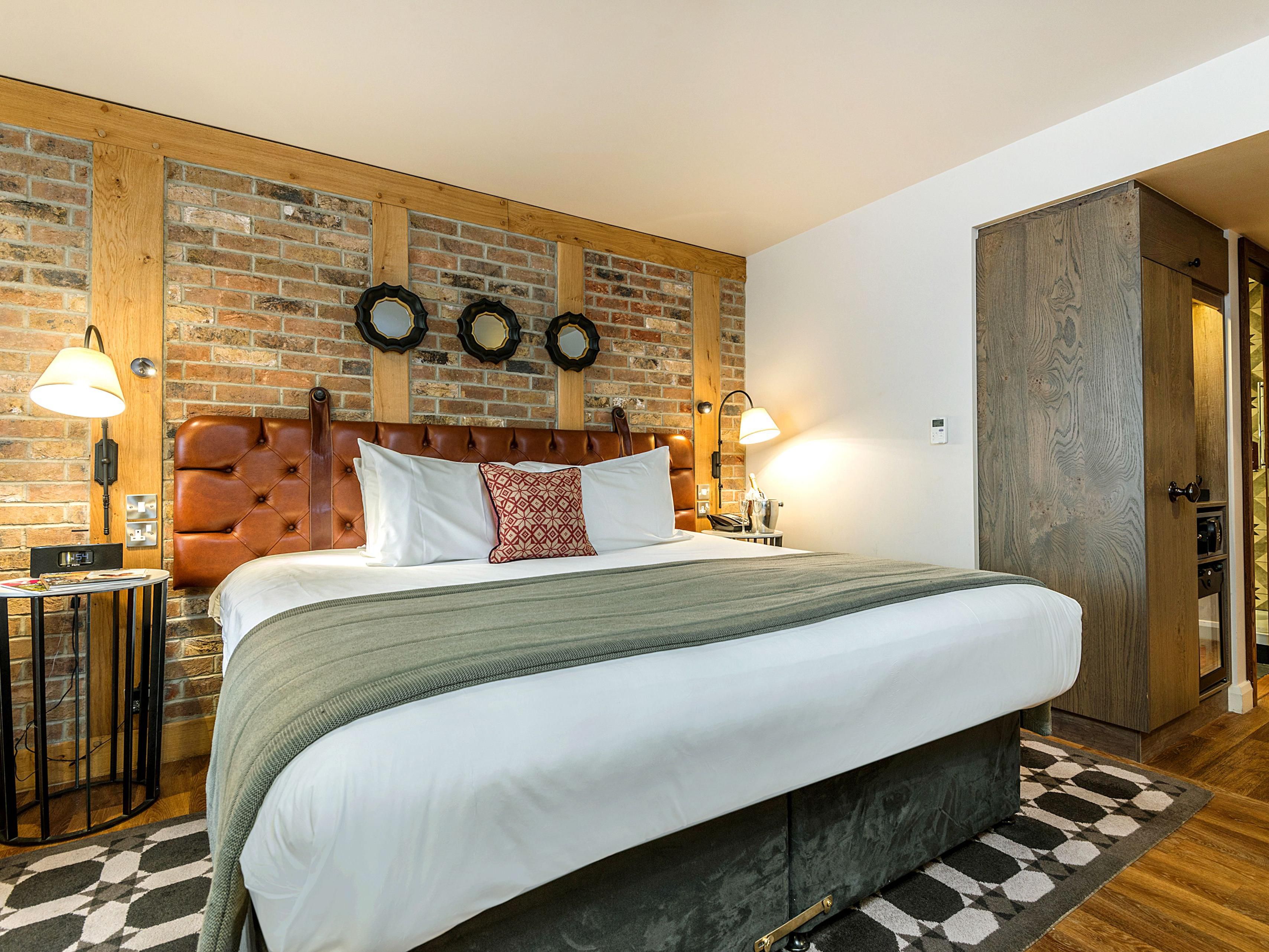 Feel at home in the luxury of our neighbourhood-inspired guest rooms, designed to reflect York’s rich history. Soft, Yorkshire wool furnishings and images from Walmgate past complement contemporary décor. Enjoy free Wi-Fi, a mini fridge, and air conditioning. Slip into a complimentary robe and enjoy a local  welcome gift.