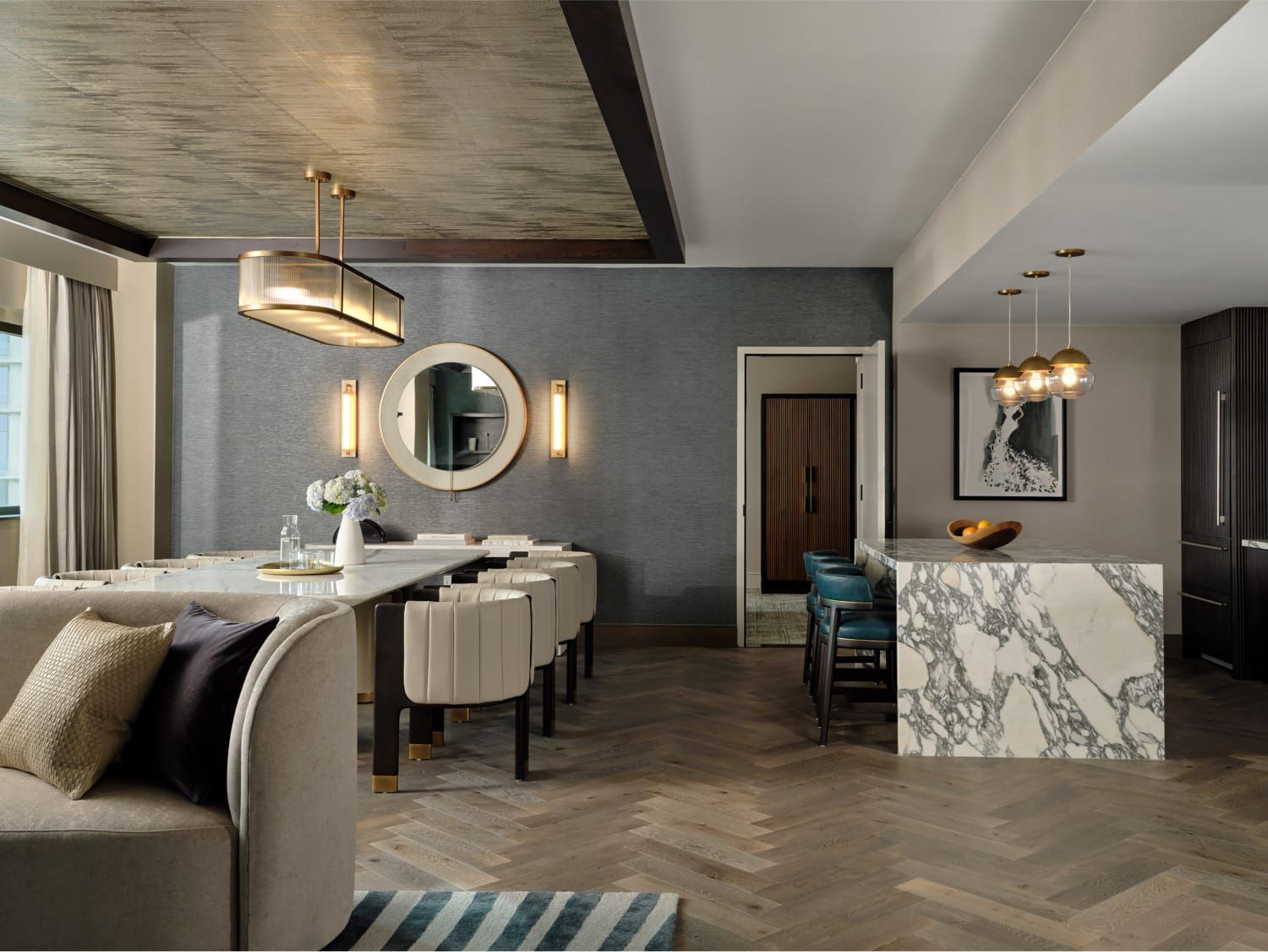 配备餐厅和厨房的豪华套房