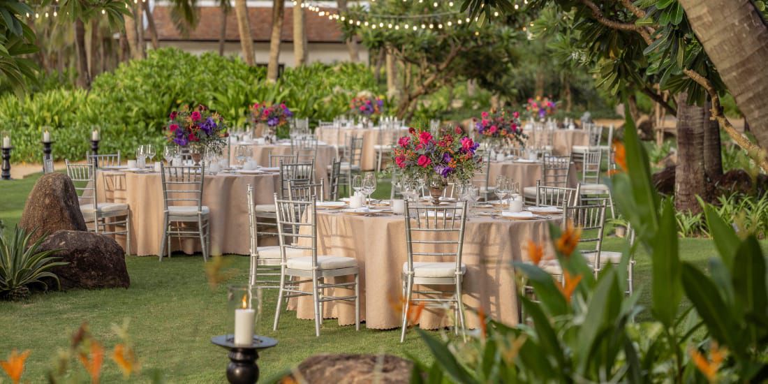 garden setting wedding reception with round tables