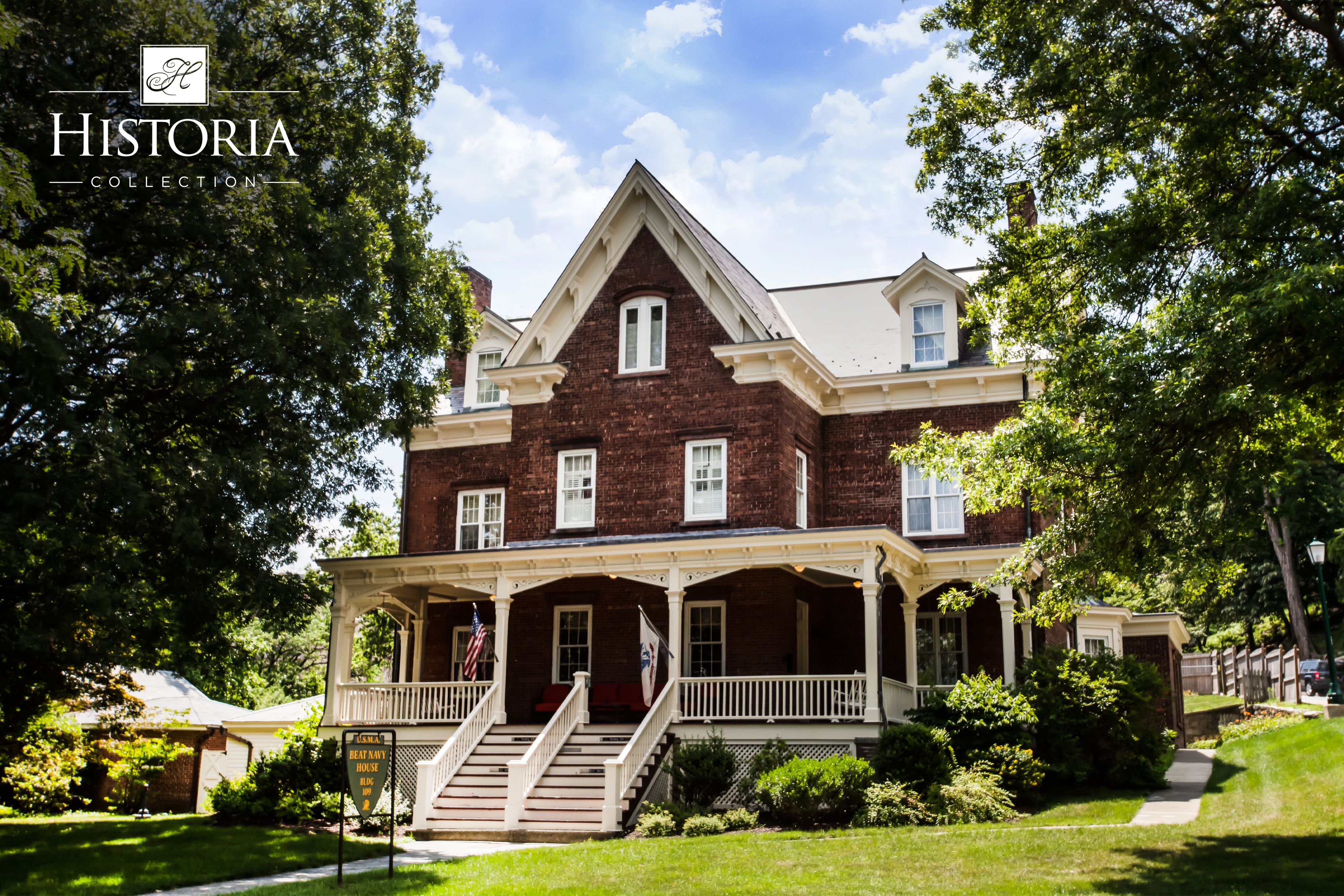 Historia Collection​