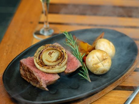 Holiday Inn Resort Batam Terrace Cafe