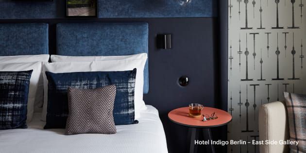 英迪格酒店的舒适床榻