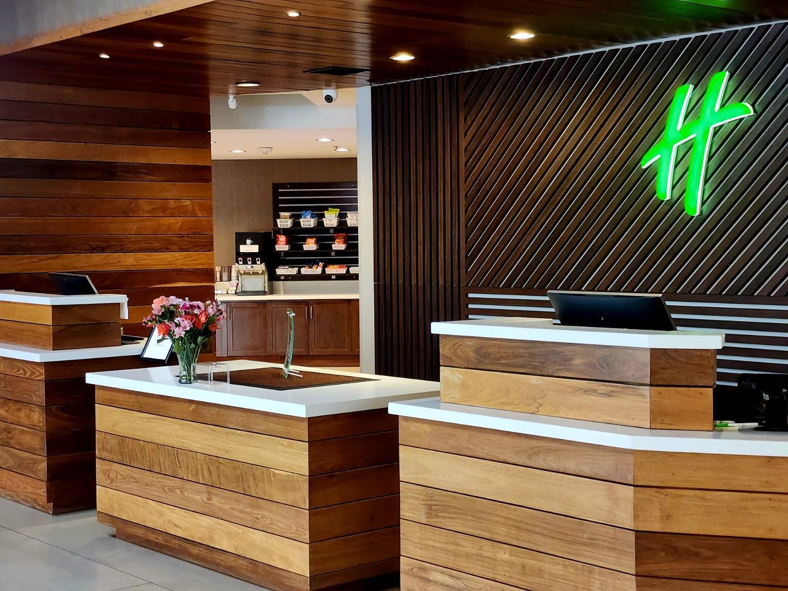 Welcome to our family-friendly getaway in Milwaukee with a pool and hot tub set in our atrium. Stay active in our 24-hour Fitness Center and enjoy meals at our on-site restaurant, IHOP/Applebee's Neighborhood Grill and Bar, where kids under 12 eat free. From free parking to complimentary Wi-Fi, we go the extra mile to provide an exceptional stay. 