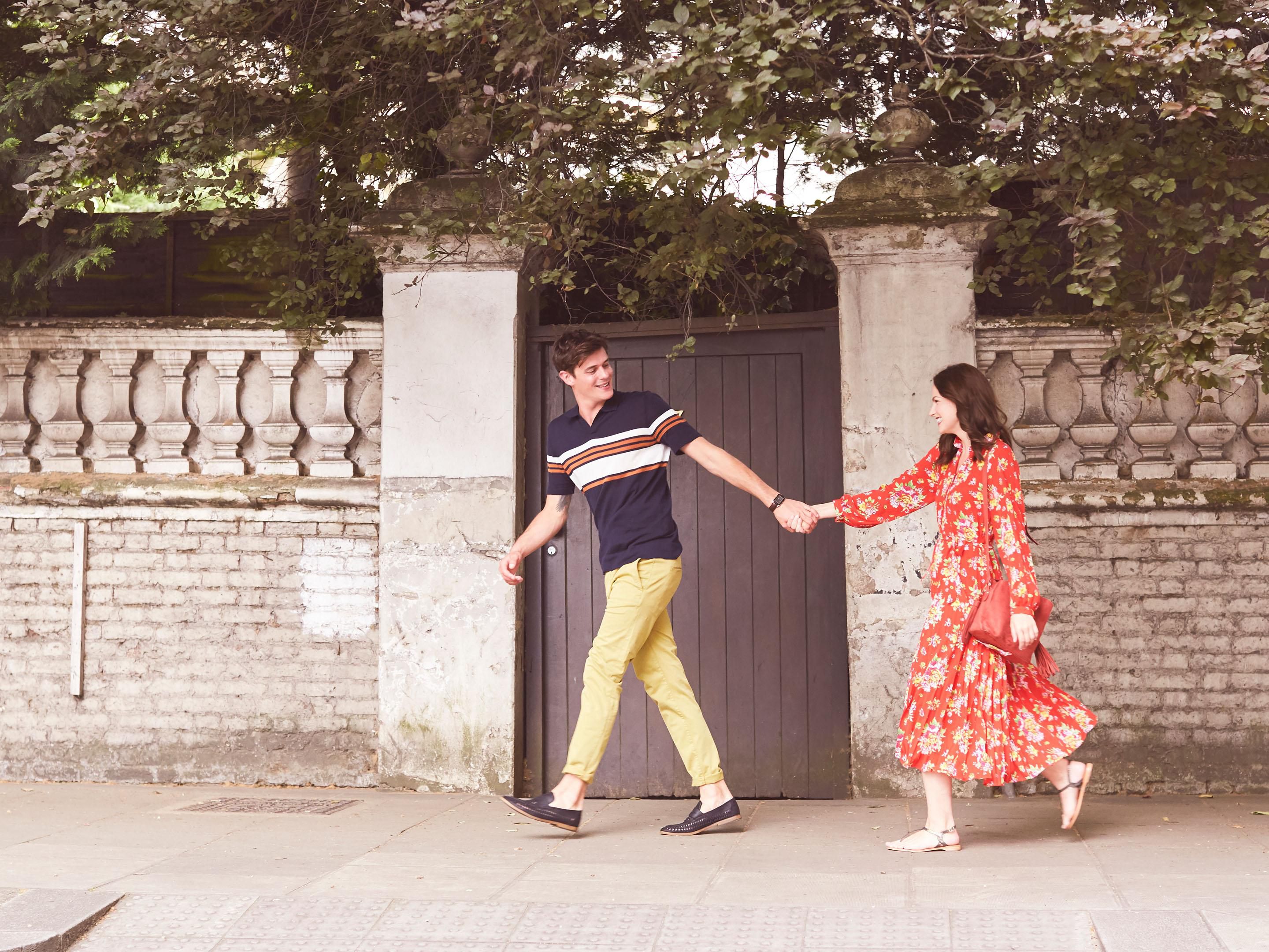 Hotel Indigo Cleveland Downtown puts you steps from Rocket Arena, Progressive Field, Playhouse Square, and top concert venues. Stay in the heart of downtown with style, personality, and a boutique vibe and walk to the city’s biggest games and shows with ease.