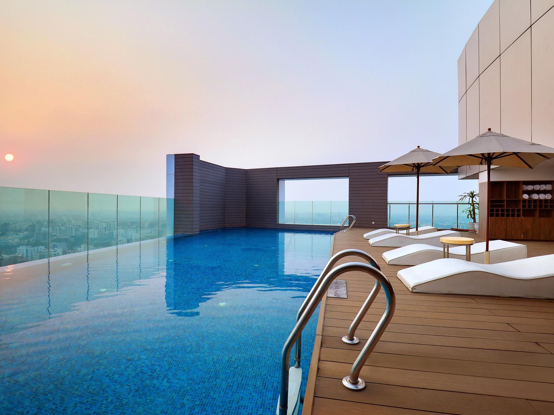 Take a dip in our stunning rooftop swimming pool and soak in panoramic views of the Dhaka skyline. Whether you're looking to unwind after a busy day or simply bask in the sun, our temperature-controlled pool offers the perfect escape.