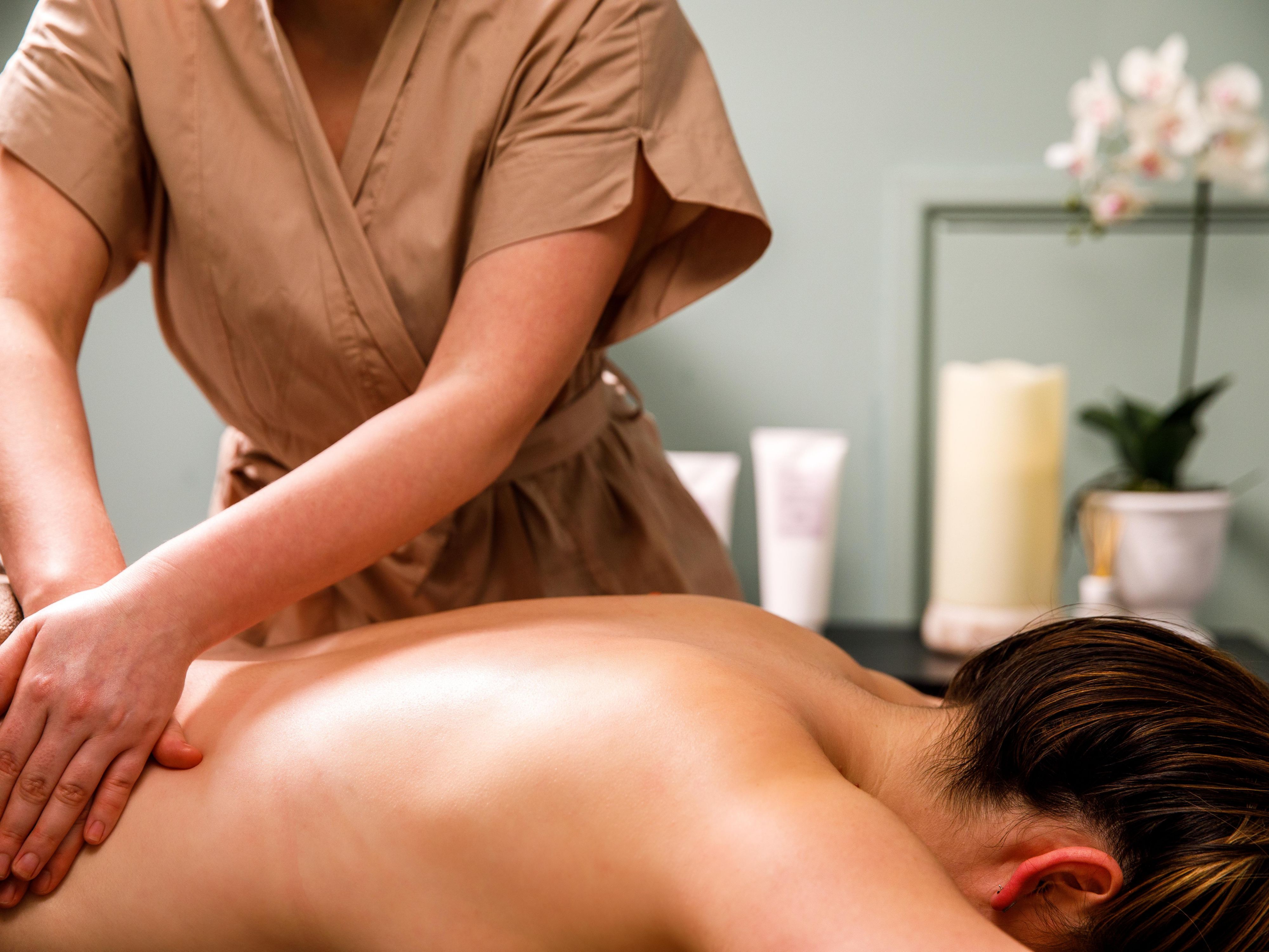 Set in 22 acres of tranquil countryside The Spa at voco Lythe Hill has been newly refurbished creating the perfect wellness retreat to relax and unwind. We are so excited to bring you comfort zone, results driven, sustainable products and professional treatments, with a bespoke menu of facials, body massages and rituals exclusively for our guests.