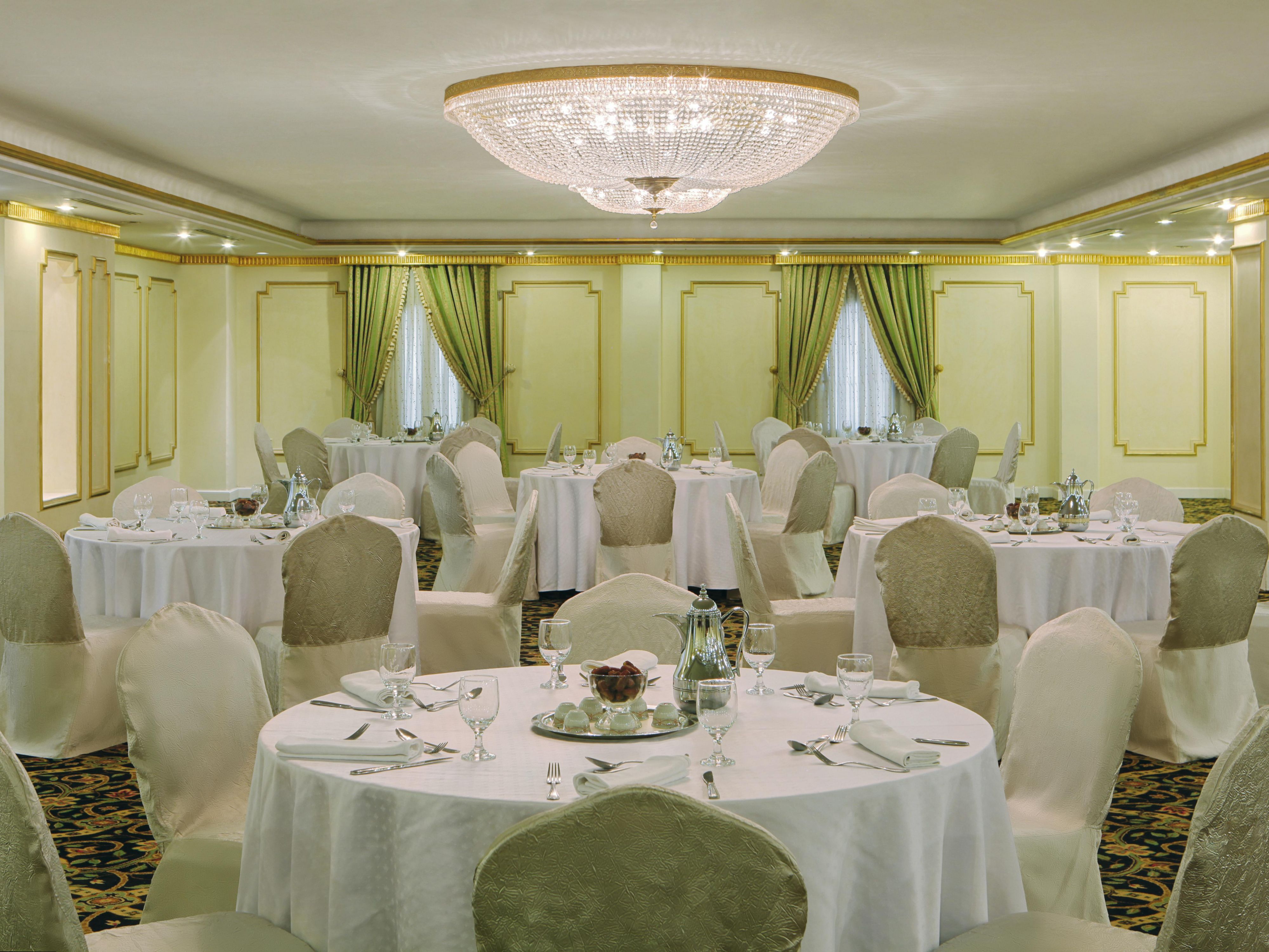 The perfect place to host meeting, conference or function, the hotel offers 3 state-of-the-art conference rooms - Al Aynia, Al Safya and Tayba- which can accommodate 15 to 100 persons. Each of these are well-equipped with the latest audio-visual equipment and acoustics.