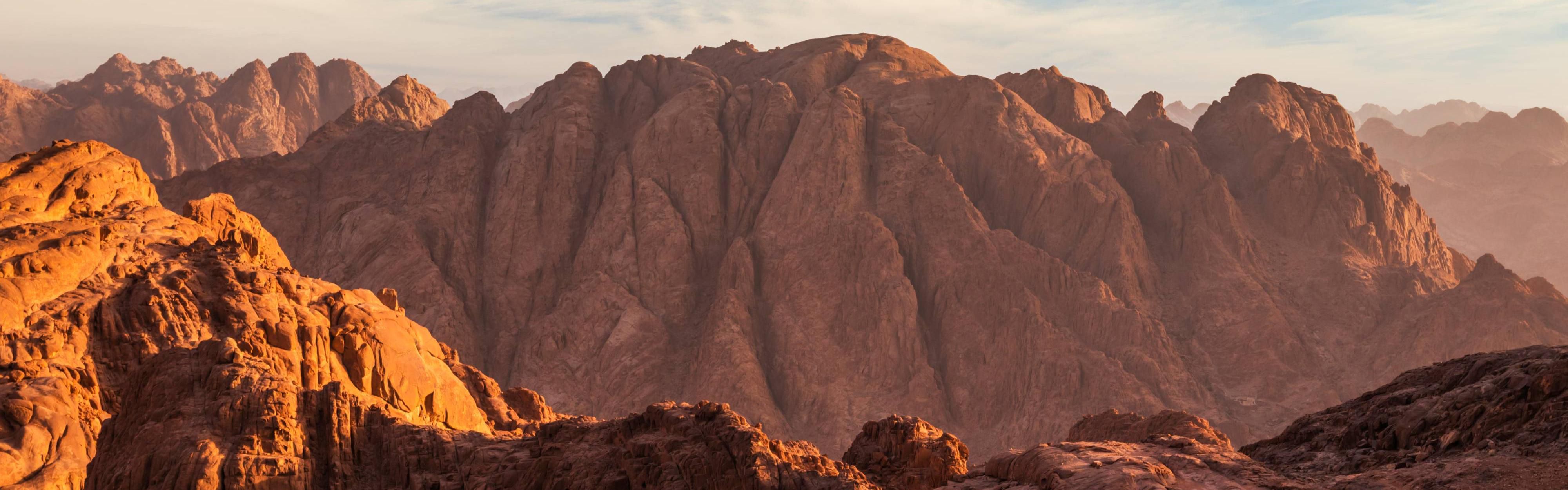 Explore the breathtaking views of Mount Sinai