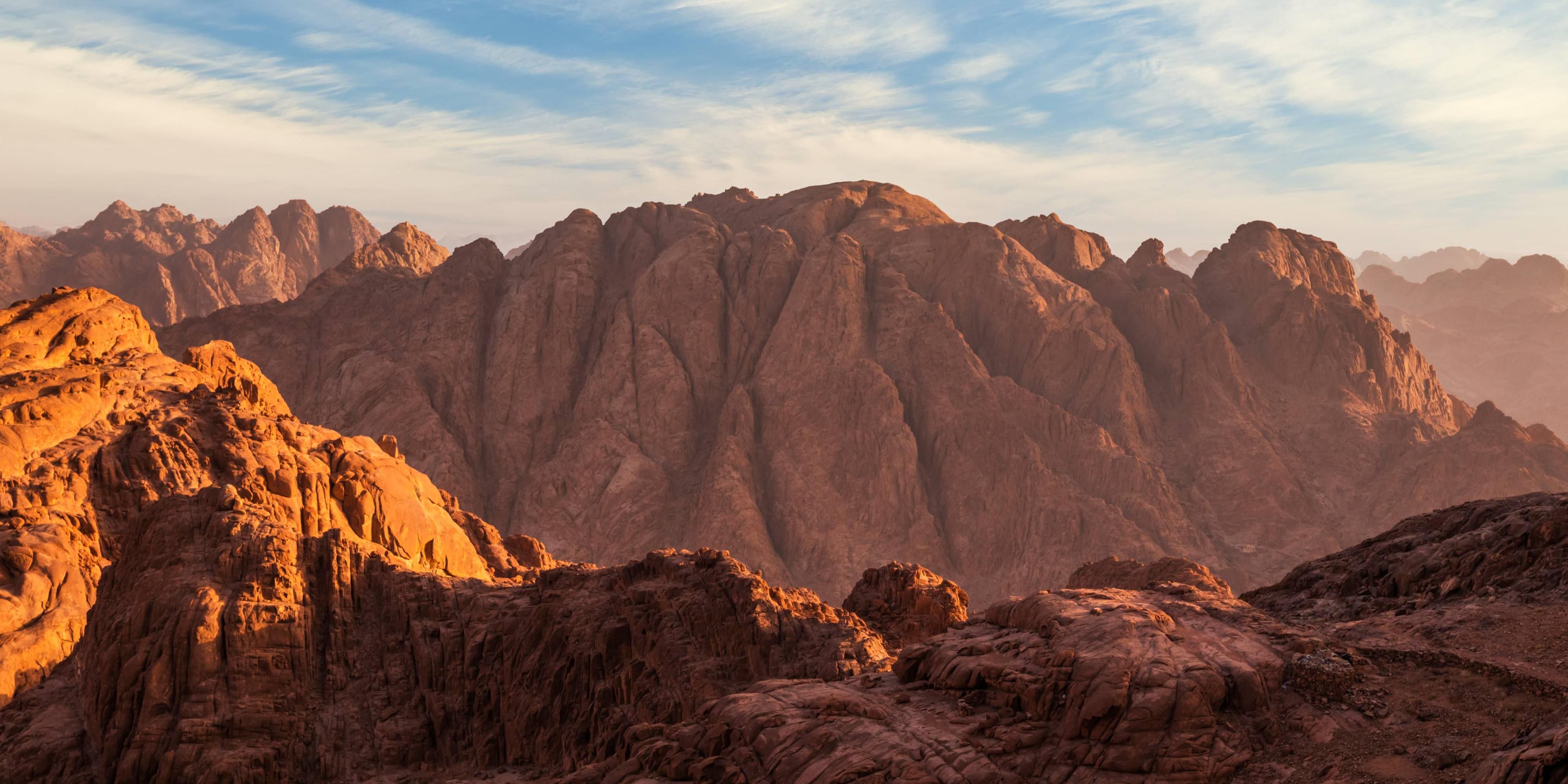 Explore the breathtaking views of Mount Sinai